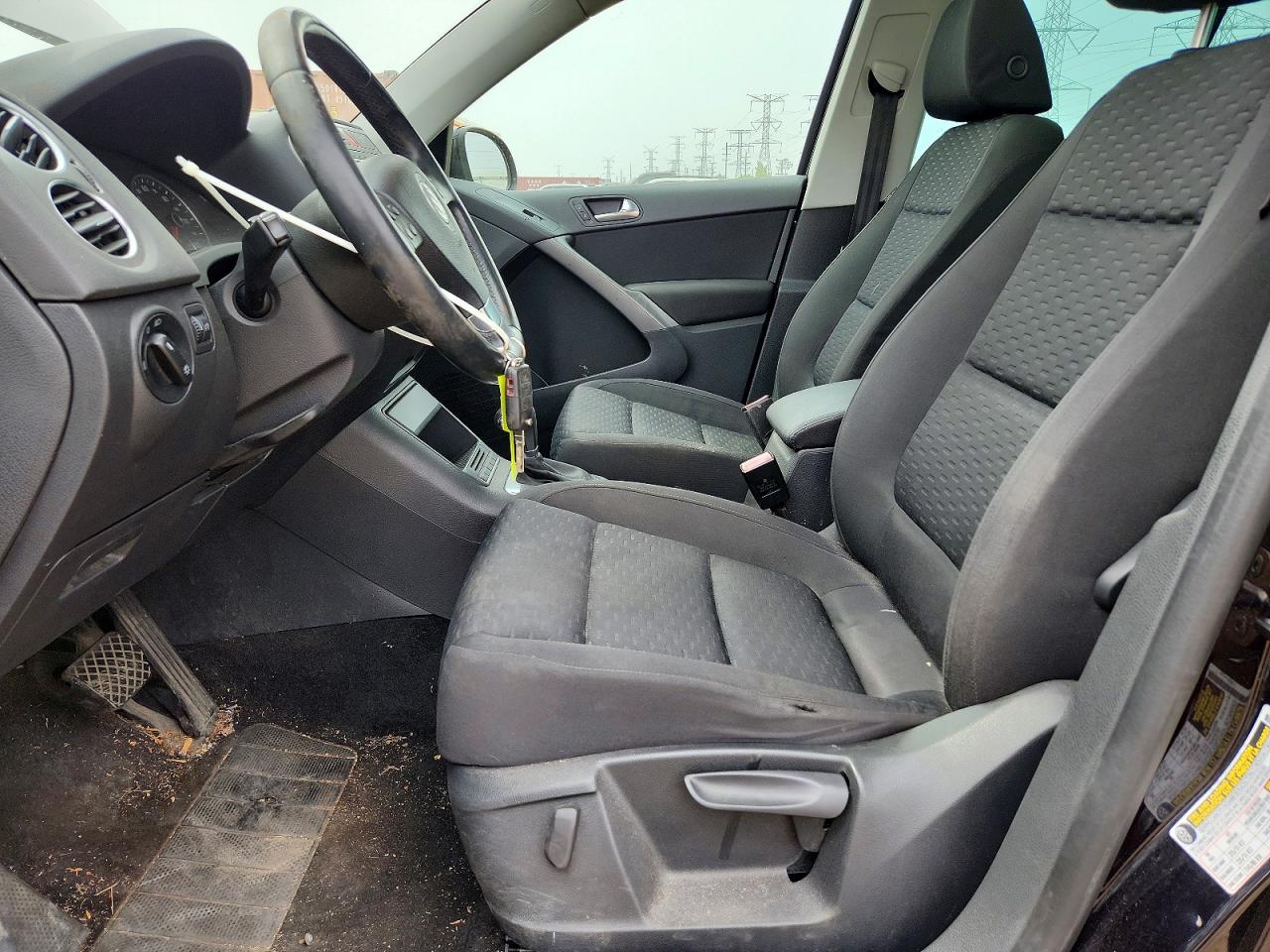 2010 Volkswagen Tiguan Se Black vin: WVGBV7AX5AW508523