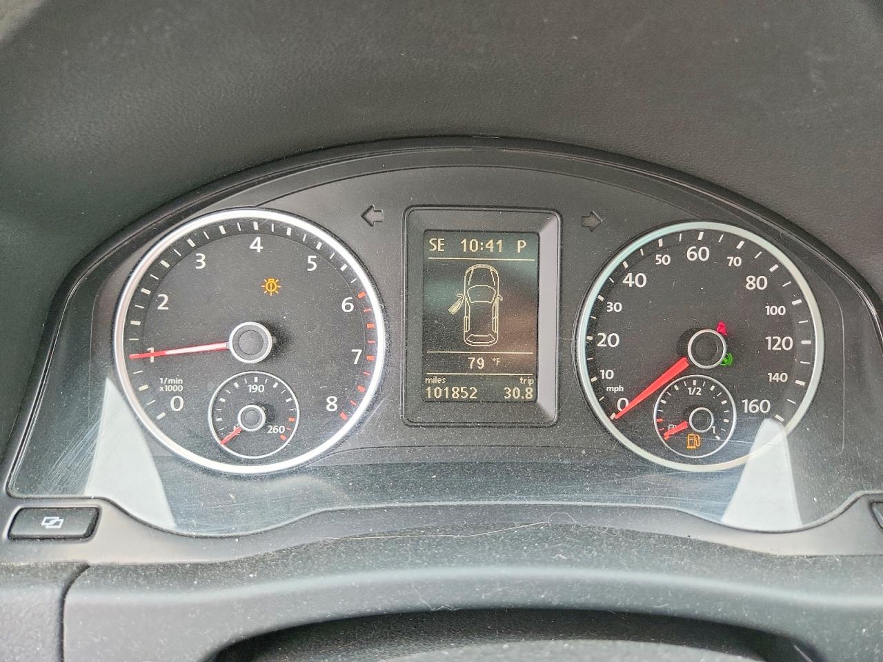 2010 Volkswagen Tiguan Se Black vin: WVGBV7AX5AW508523