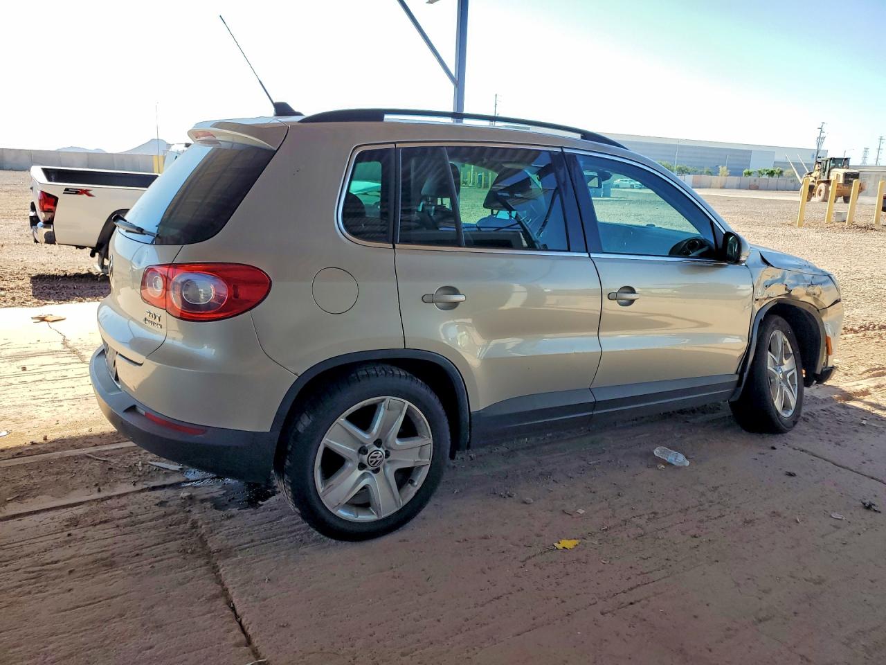2010 Volkswagen Tiguan Se Серебряный vin: WVGBV7AX5AW524754
