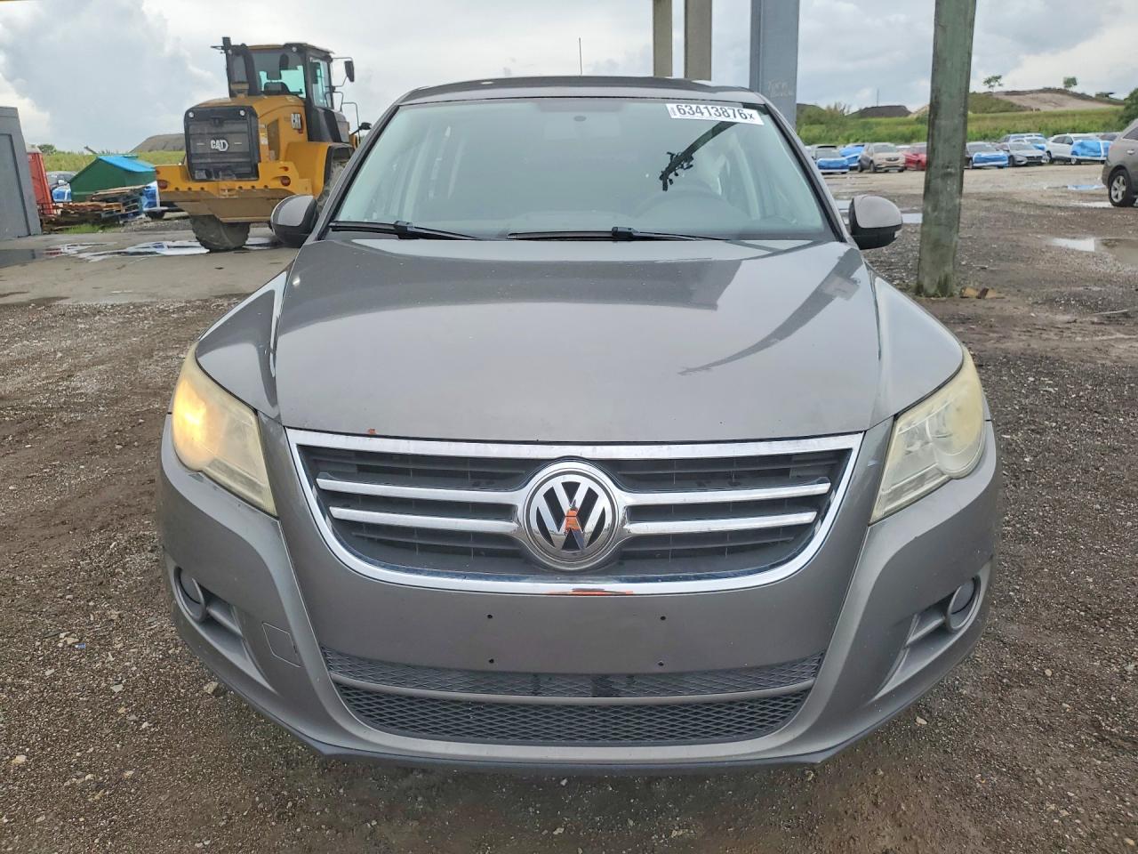 2011 Volkswagen Tiguan S Charcoal vin: WVGBV7AX5BW567122