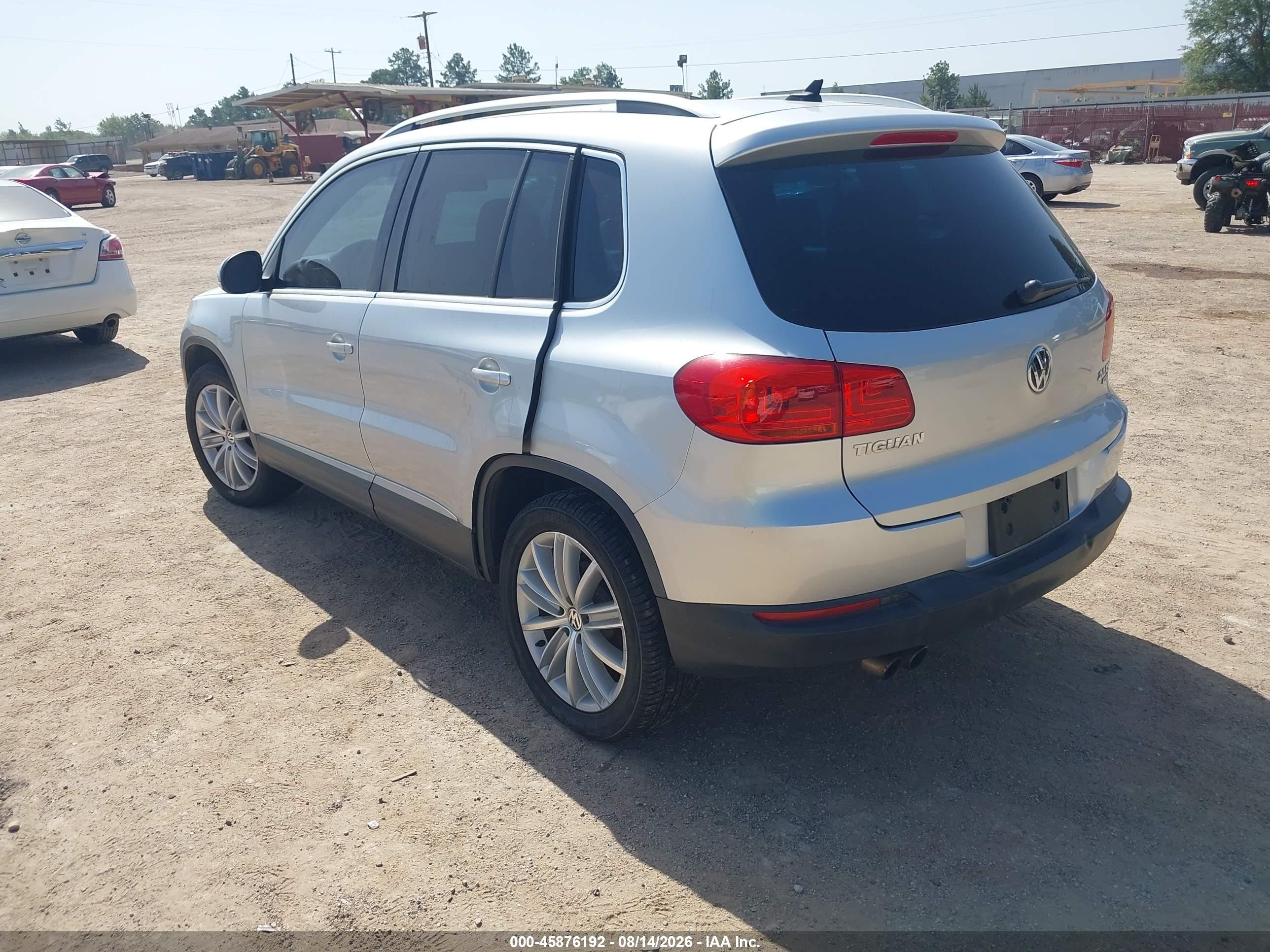 2012 Volkswagen Tiguan Se Silver vin: WVGBV7AX5CW558423