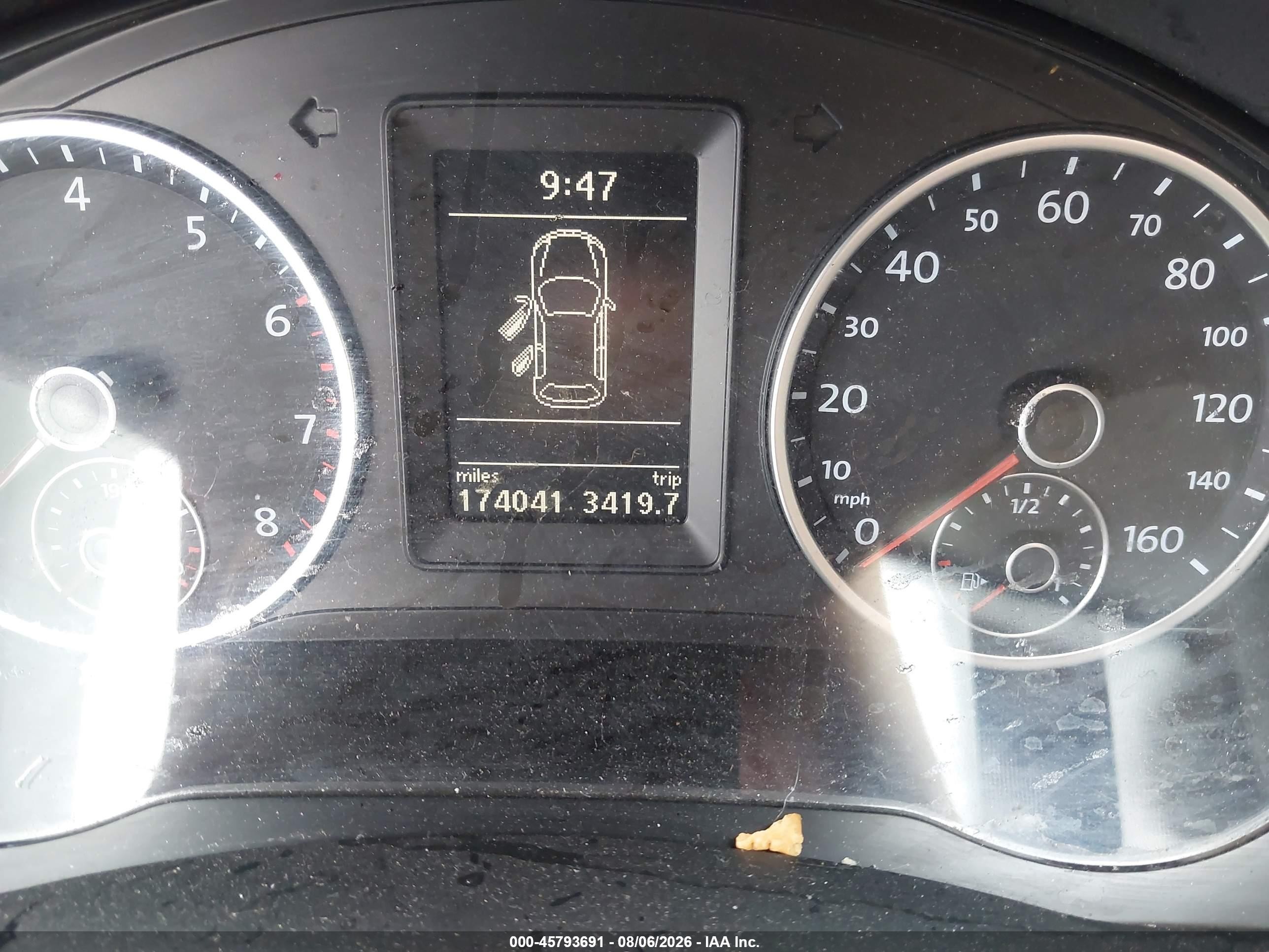2012 Volkswagen Tiguan S Silver vin: WVGBV7AX5CW563735