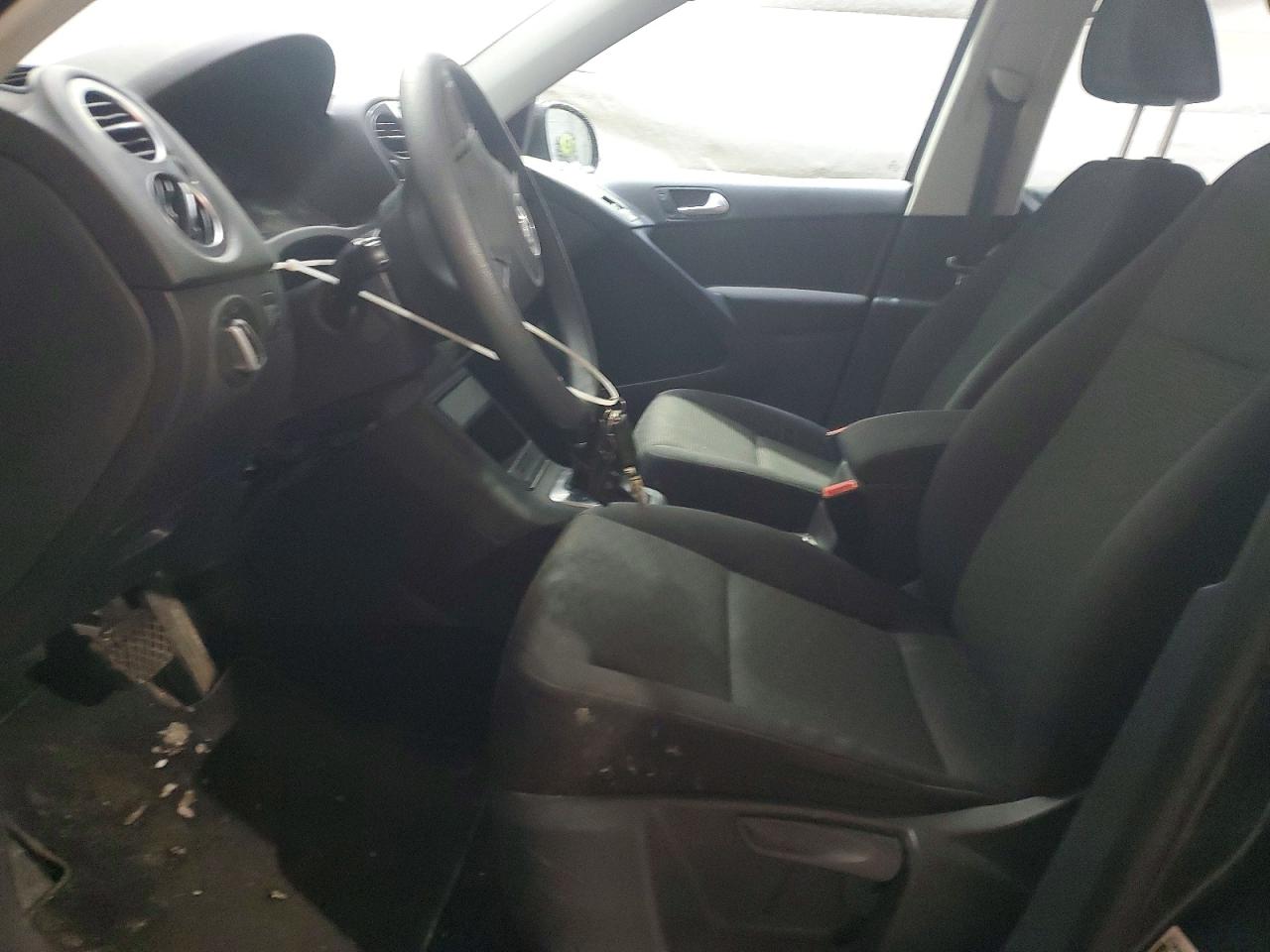 2012 Volkswagen Tiguan S/se/sel Black vin: WVGBV7AX5CW607037