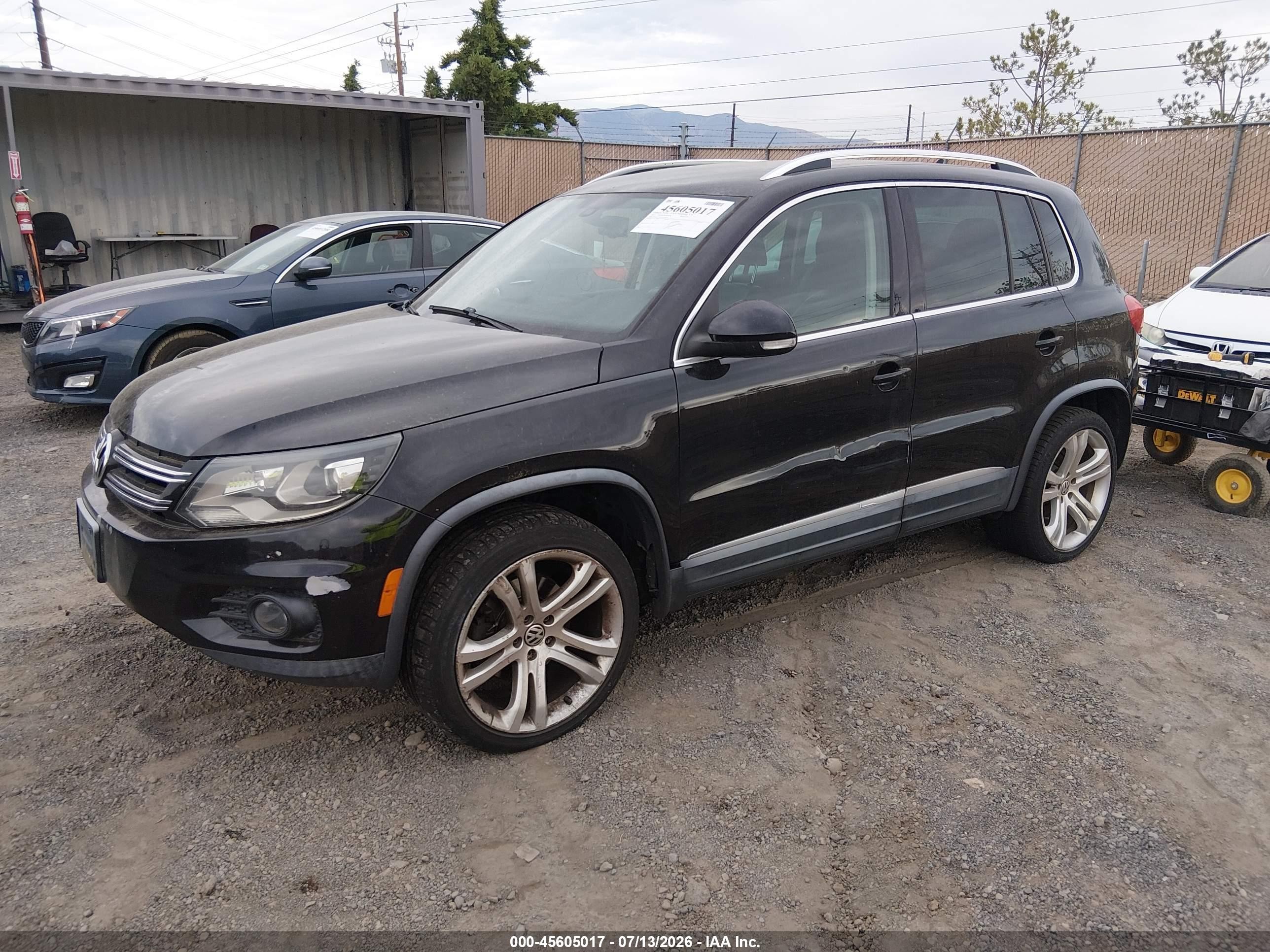 2012 Volkswagen Tiguan Sel Черный vin: WVGBV7AX5CW609712
