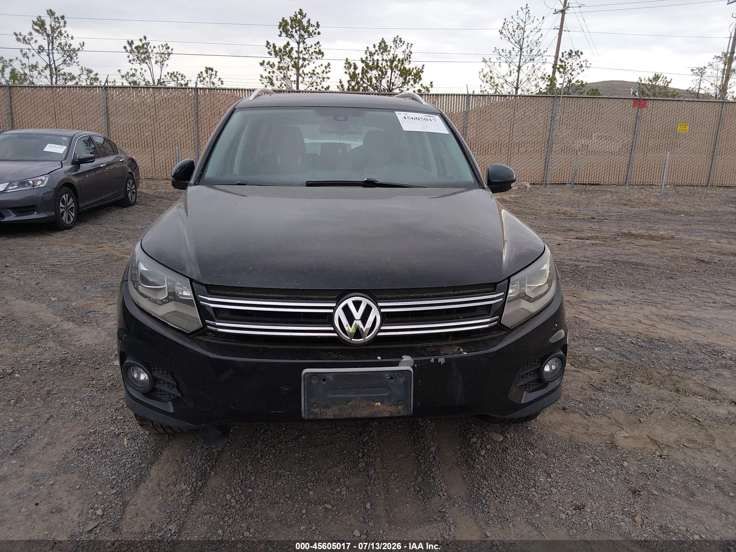 2012 Volkswagen Tiguan Sel Черный vin: WVGBV7AX5CW609712