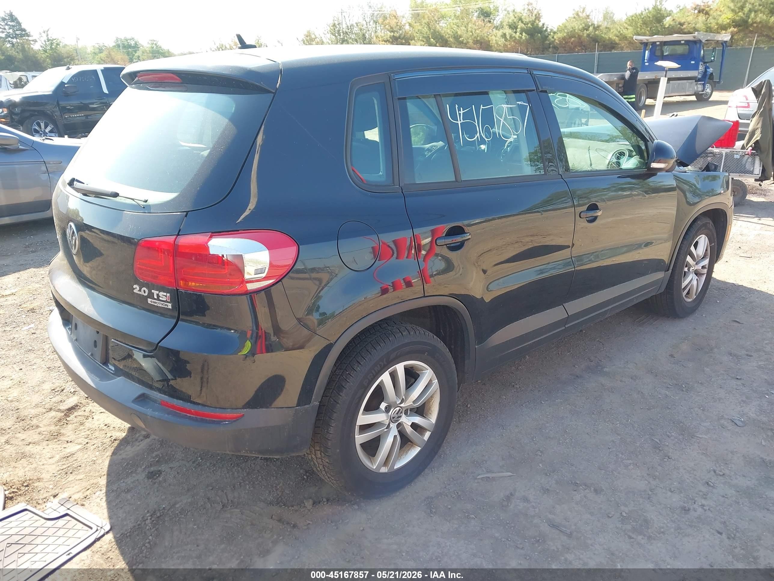 2013 Volkswagen Tiguan S Black vin: WVGBV7AX5DW538223