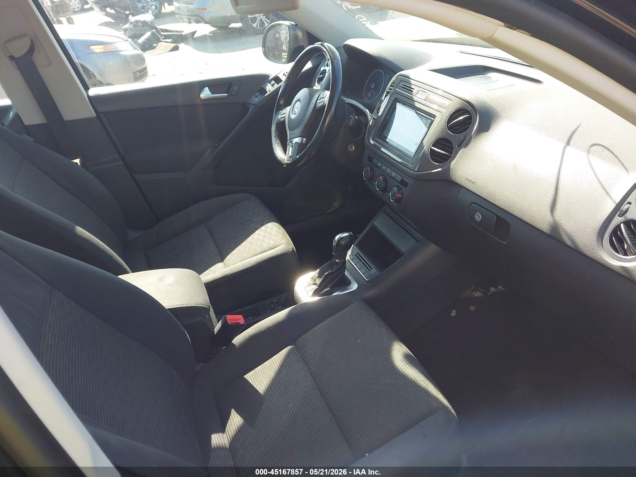 2013 Volkswagen Tiguan S Black vin: WVGBV7AX5DW538223