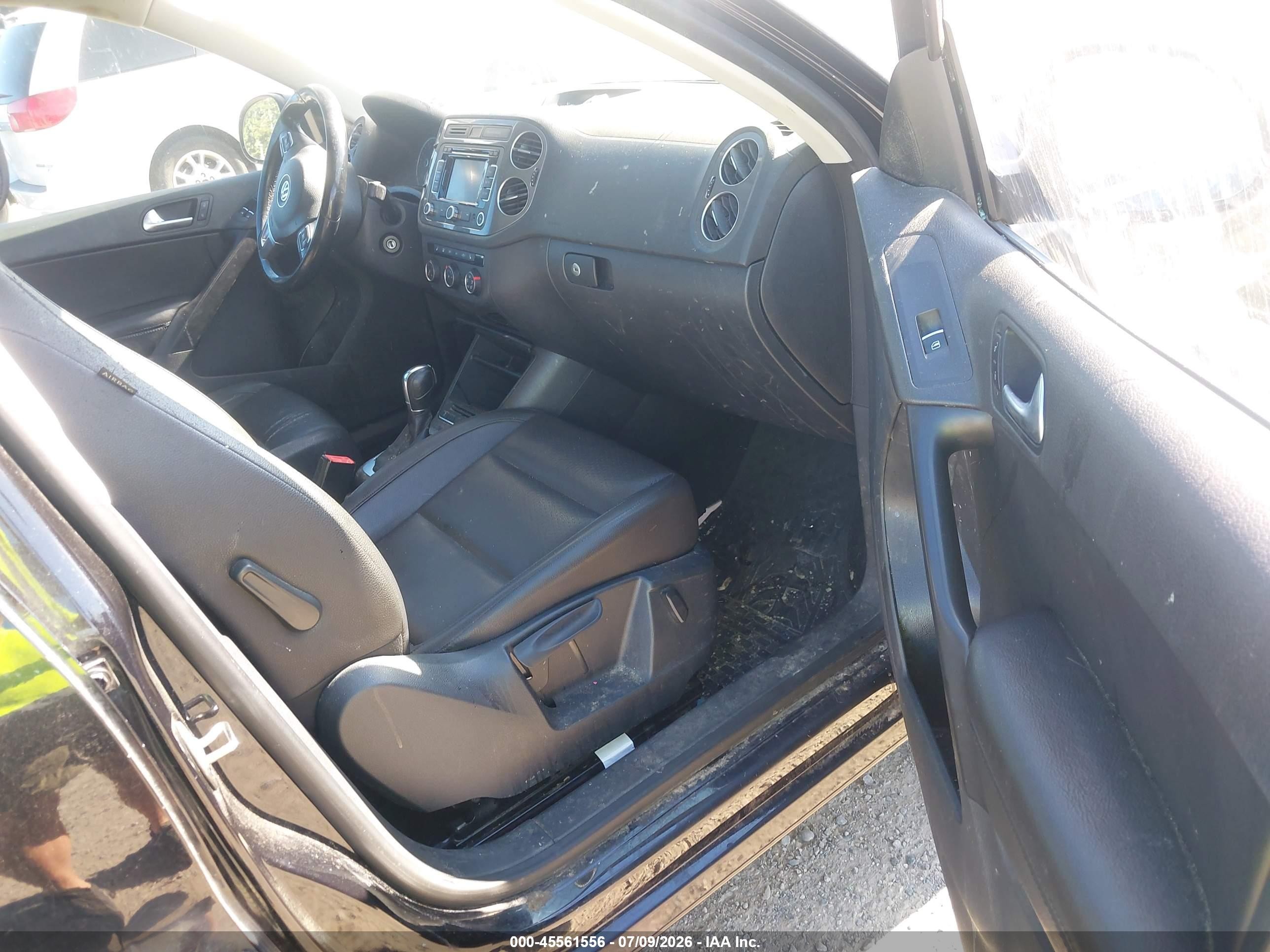 2013 Volkswagen Tiguan Se Черный vin: WVGBV7AX5DW540523