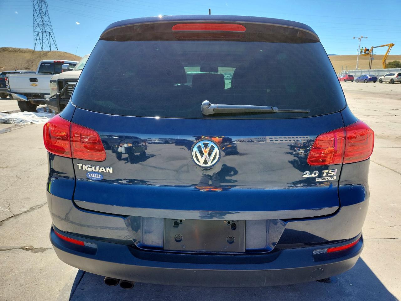2013 Volkswagen Tiguan S Blue vin: WVGBV7AX5DW545480