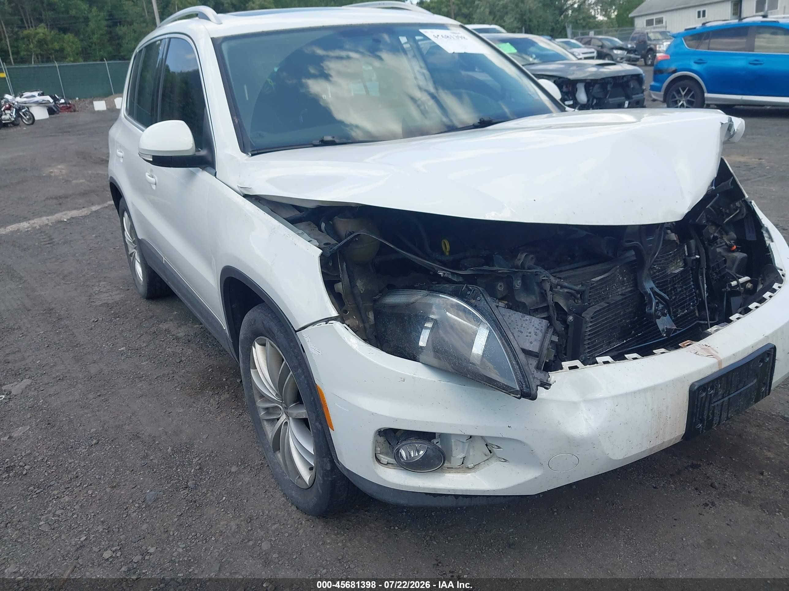 2015 Volkswagen Tiguan Se White vin: WVGBV7AX5FW506200