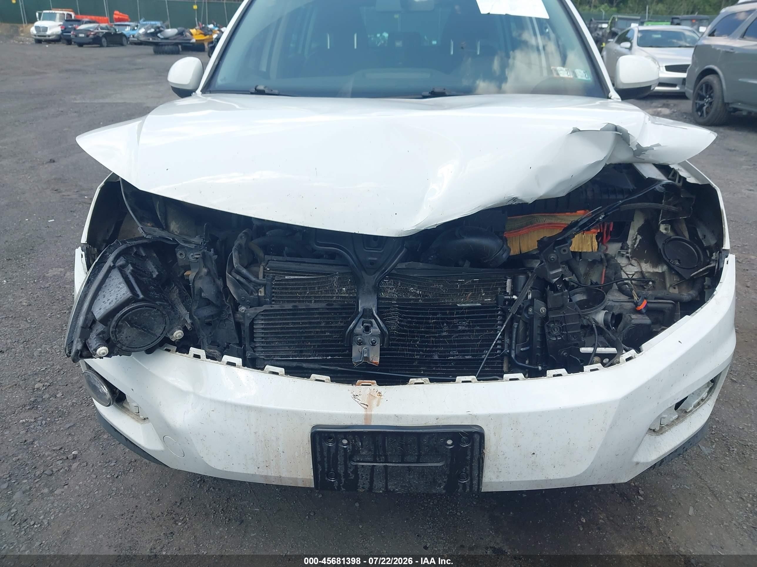 2015 Volkswagen Tiguan Se White vin: WVGBV7AX5FW506200