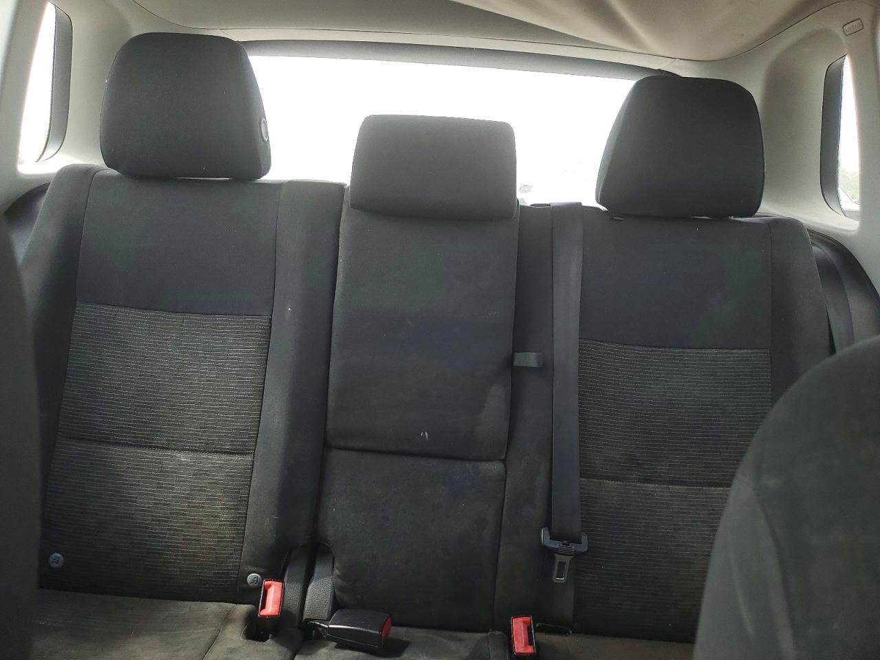 2015 Volkswagen Tiguan S White vin: WVGBV7AX5FW509405