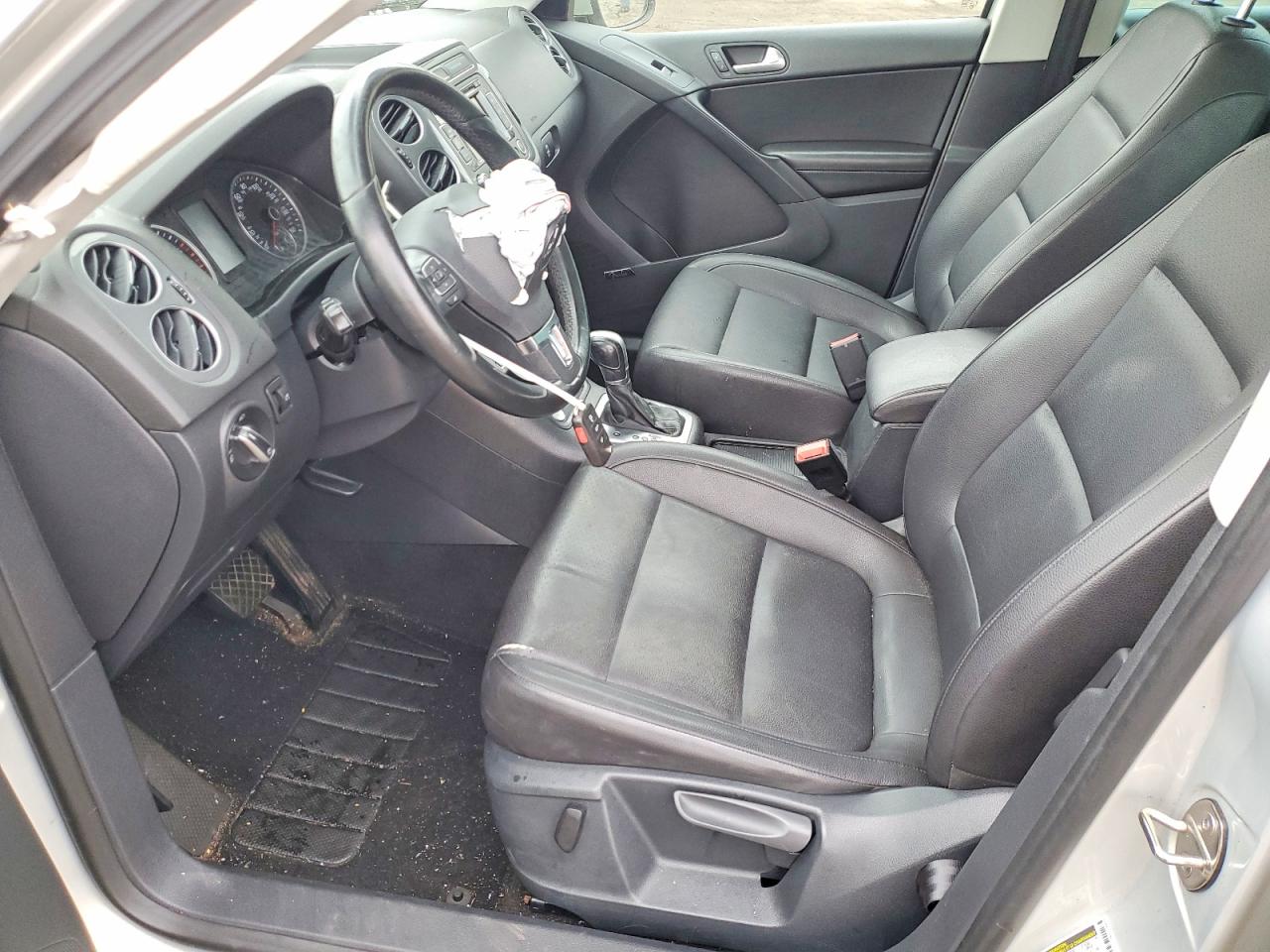 2015 Volkswagen Tiguan S/se/sel/r-line Silver vin: WVGBV7AX5FW522476