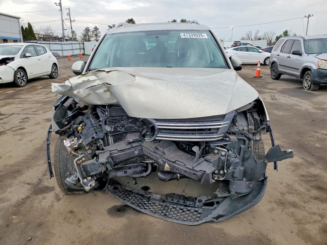 2015 Volkswagen Tiguan S/se/sel/r-line Silver vin: WVGBV7AX5FW522476