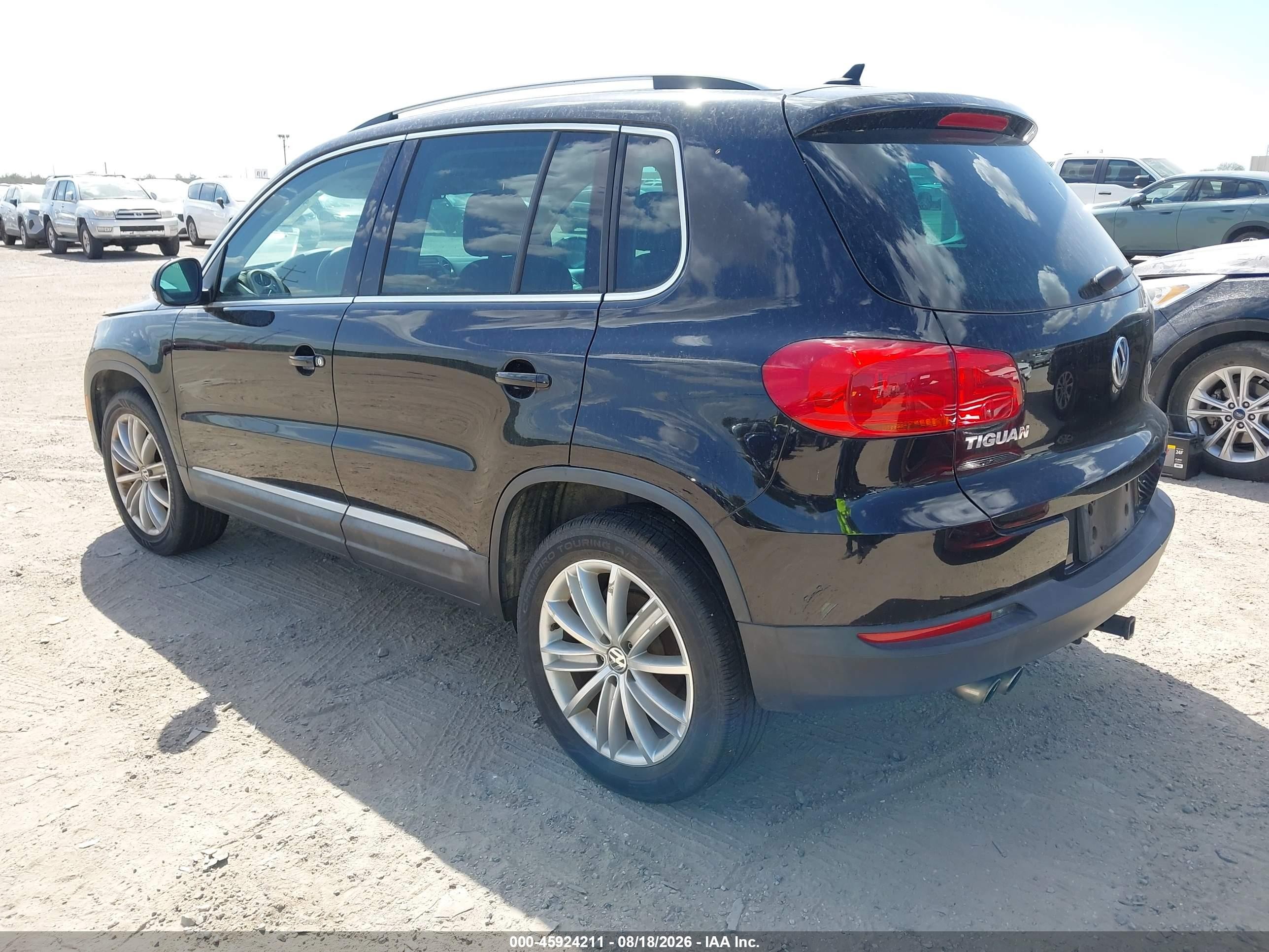 2015 Volkswagen Tiguan Sel Black vin: WVGBV7AX5FW596397