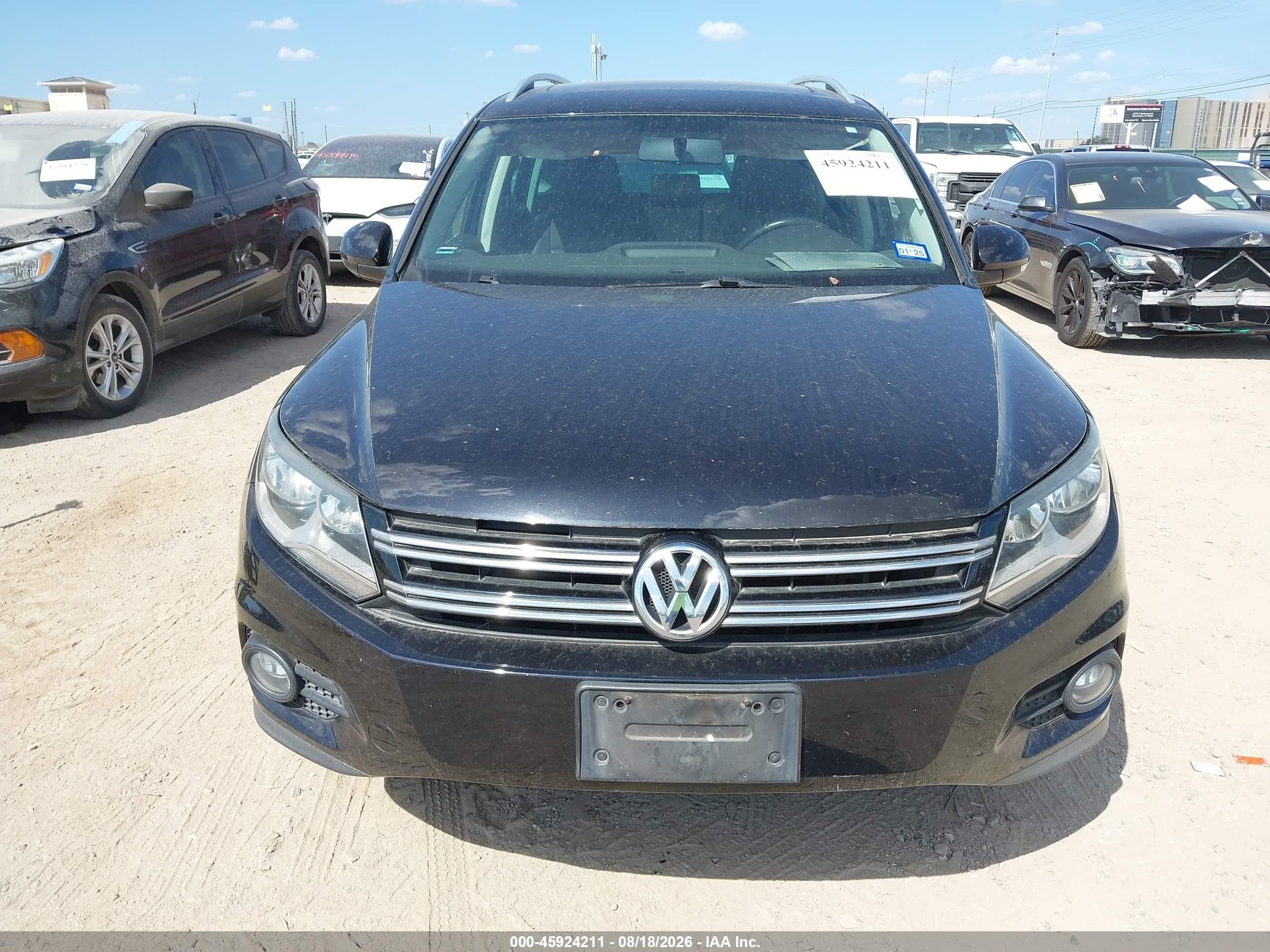 2015 Volkswagen Tiguan Sel Black vin: WVGBV7AX5FW596397