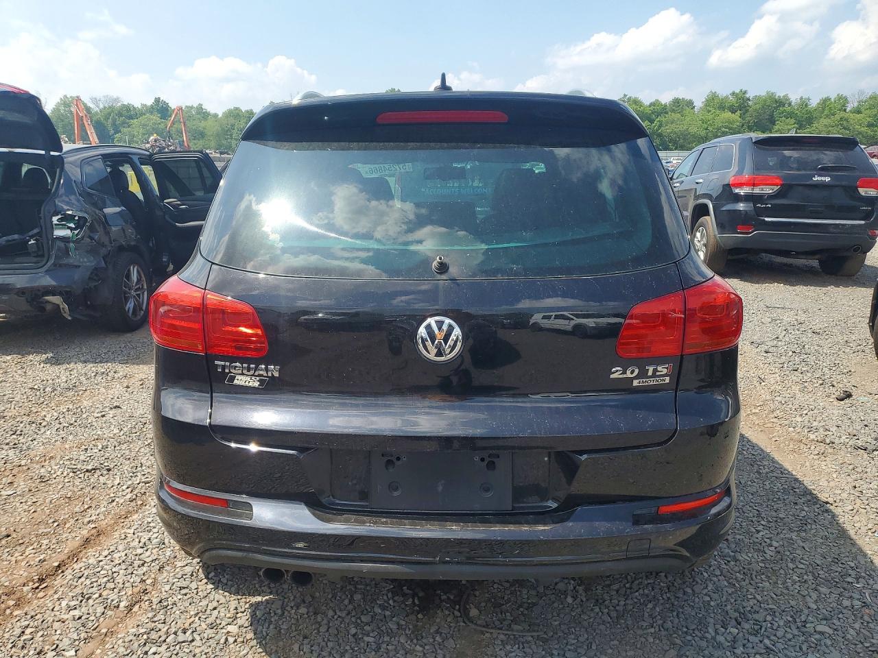 2015 Volkswagen Tiguan S Black vin: WVGBV7AX5FW604238