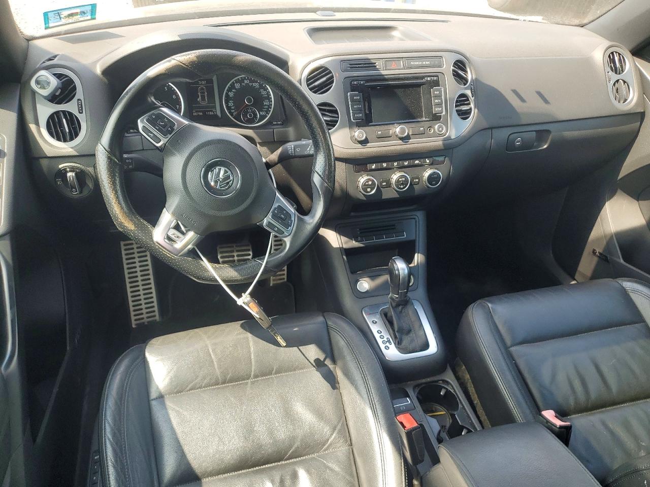 2015 Volkswagen Tiguan S Black vin: WVGBV7AX5FW604238