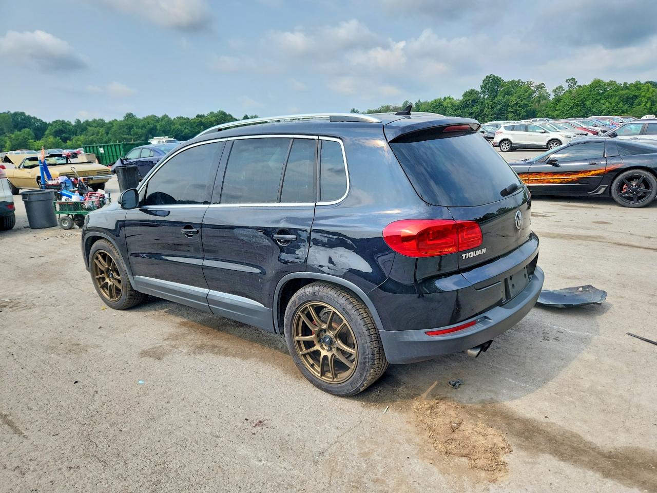 2015 Volkswagen Tiguan S Black vin: WVGBV7AX5FW609889