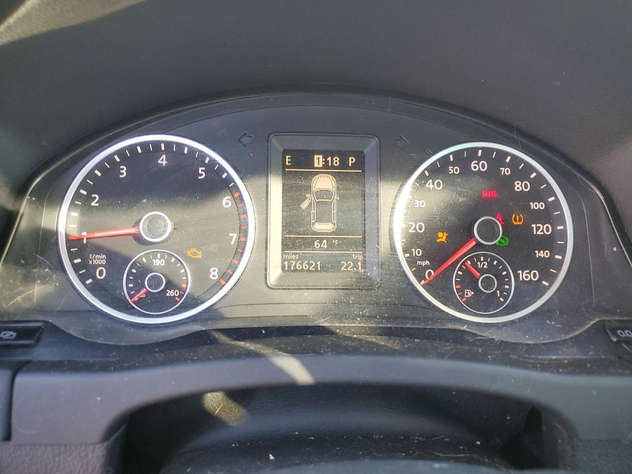 2010 Volkswagen Tiguan Se Silver vin: WVGBV7AX6AW508188