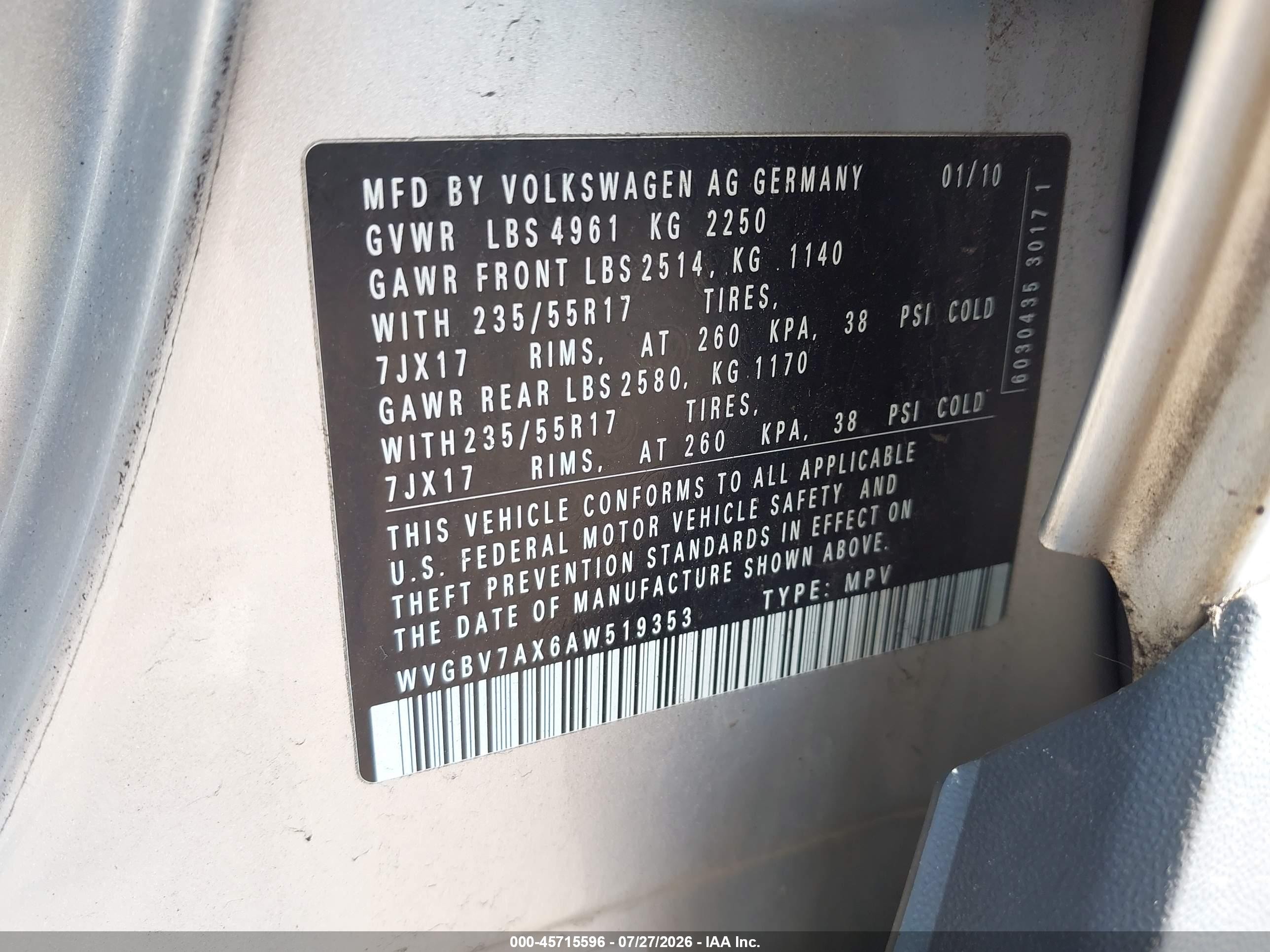 2010 Volkswagen Tiguan Wolfsburg Edition Silver vin: WVGBV7AX6AW519353