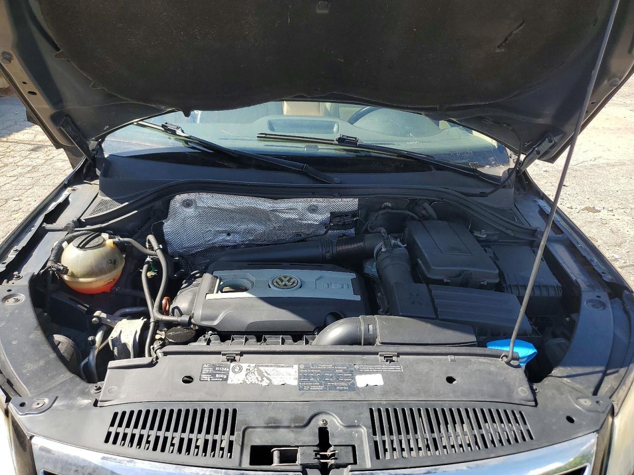 2011 Volkswagen Tiguan S Black vin: WVGBV7AX6BW500528
