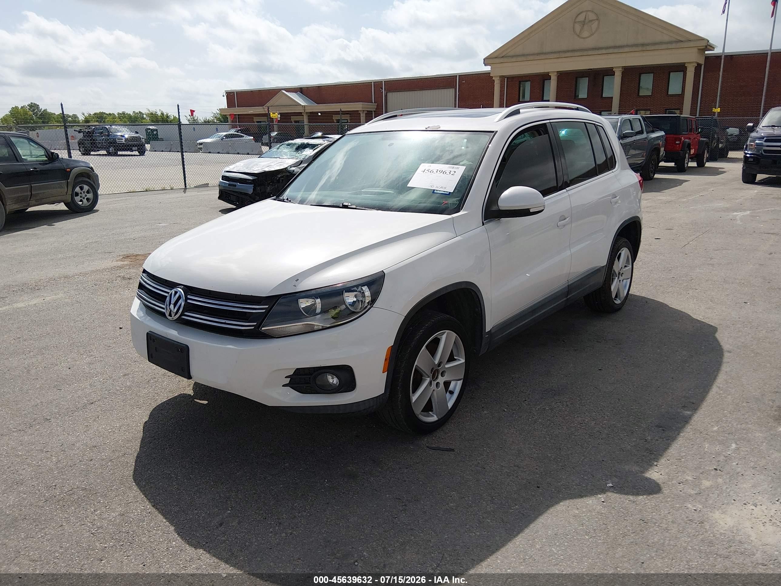 2013 Volkswagen Tiguan Se White vin: WVGBV7AX6DW510401
