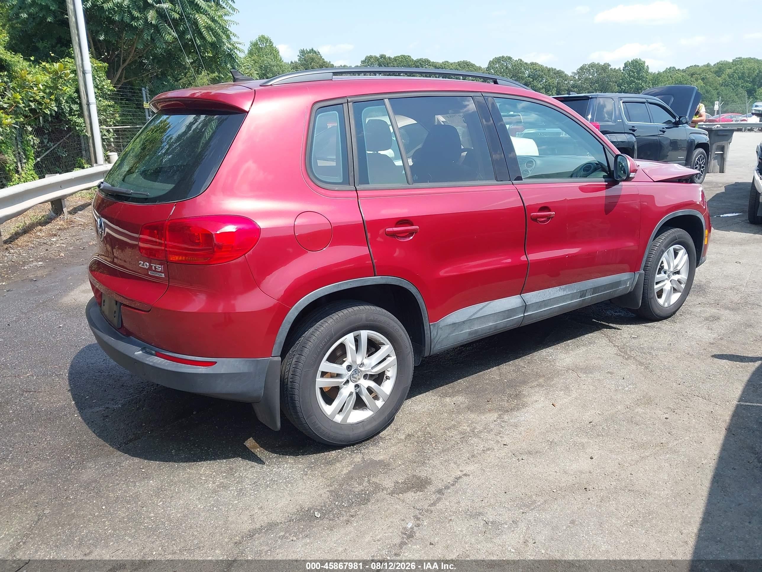 2015 Volkswagen Tiguan S Red vin: WVGBV7AX6FW091565