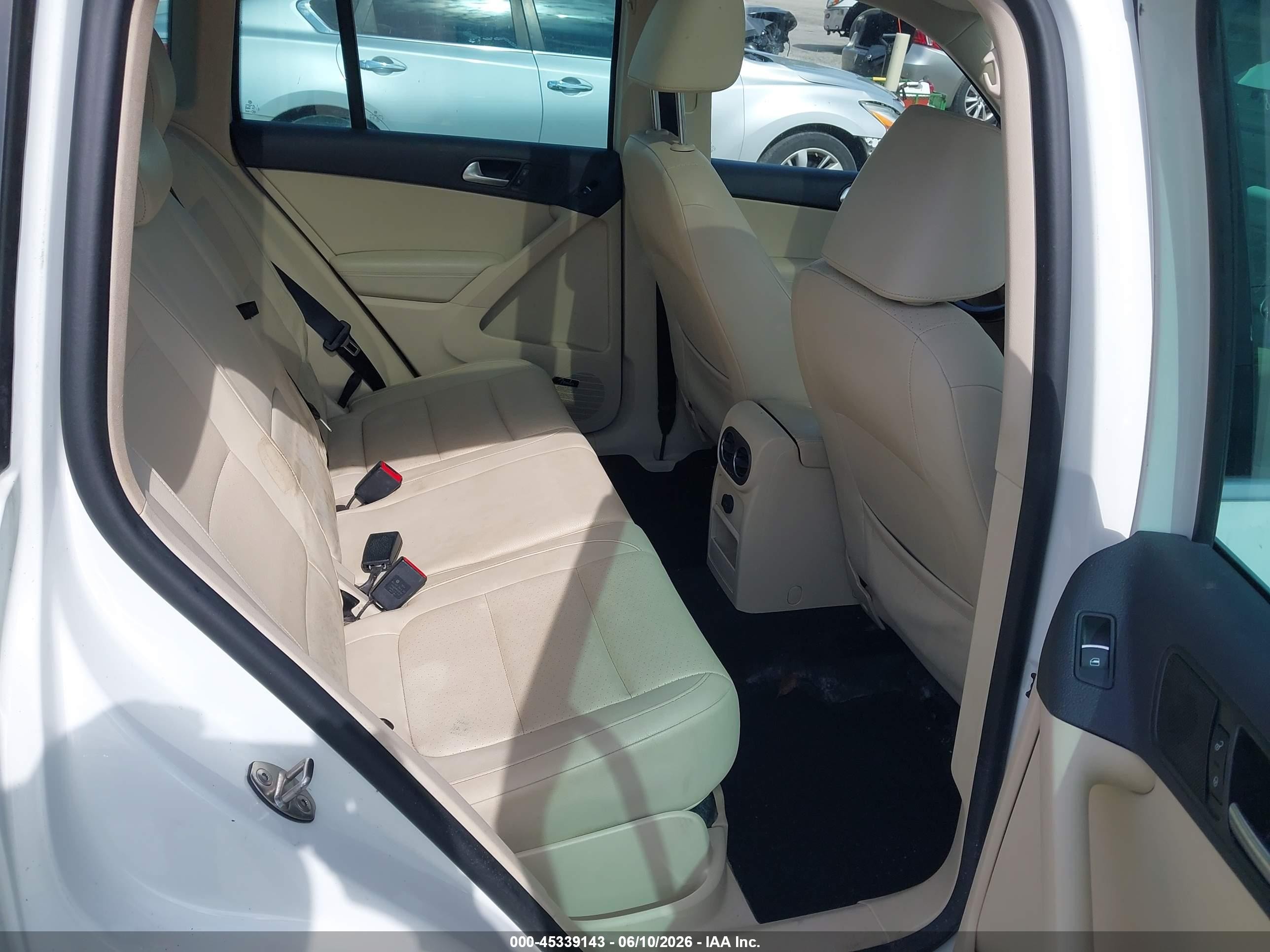 2015 Volkswagen Tiguan Sel White vin: WVGBV7AX6FW101849