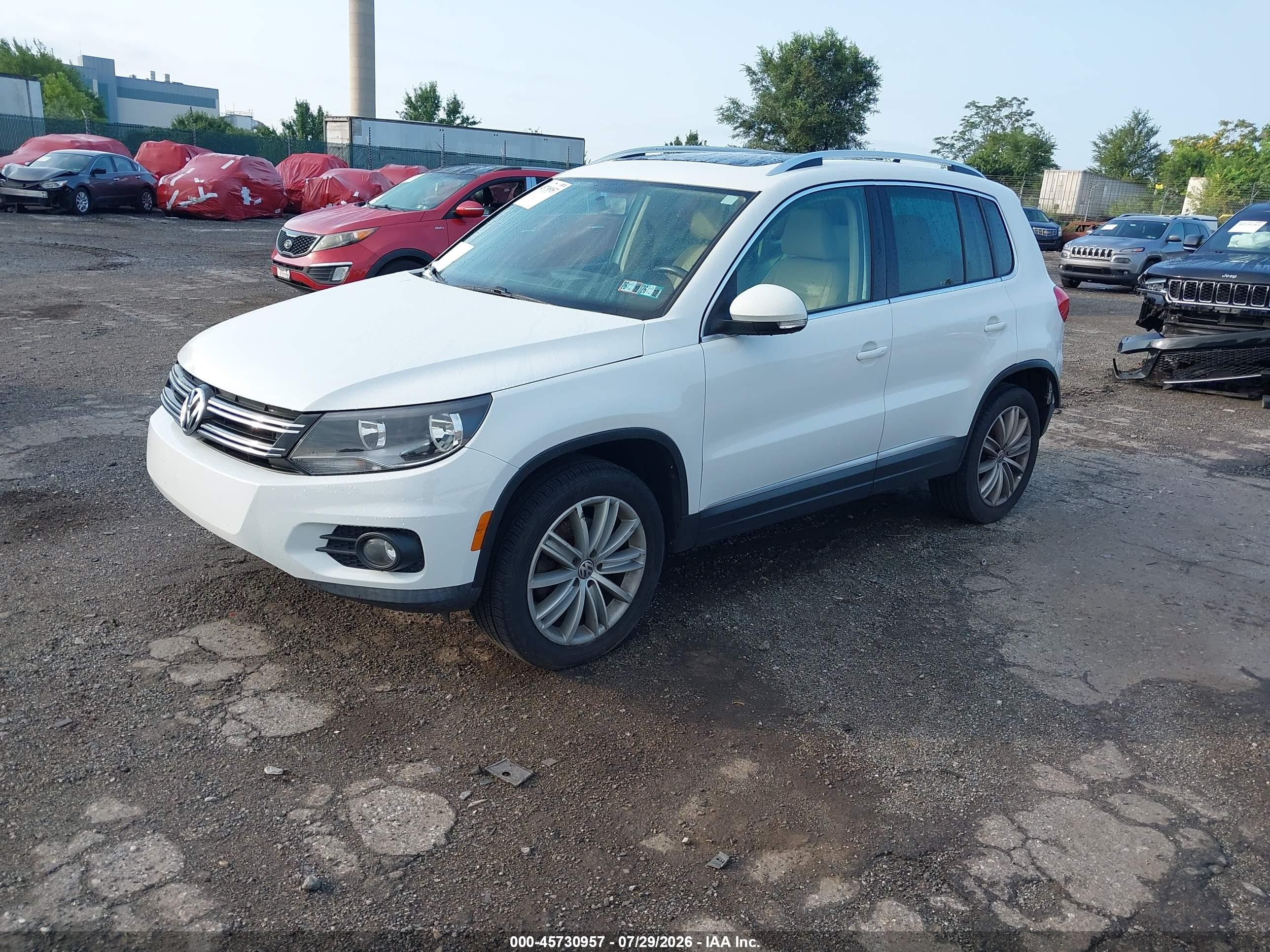 2015 Volkswagen Tiguan Se White vin: WVGBV7AX6FW116013