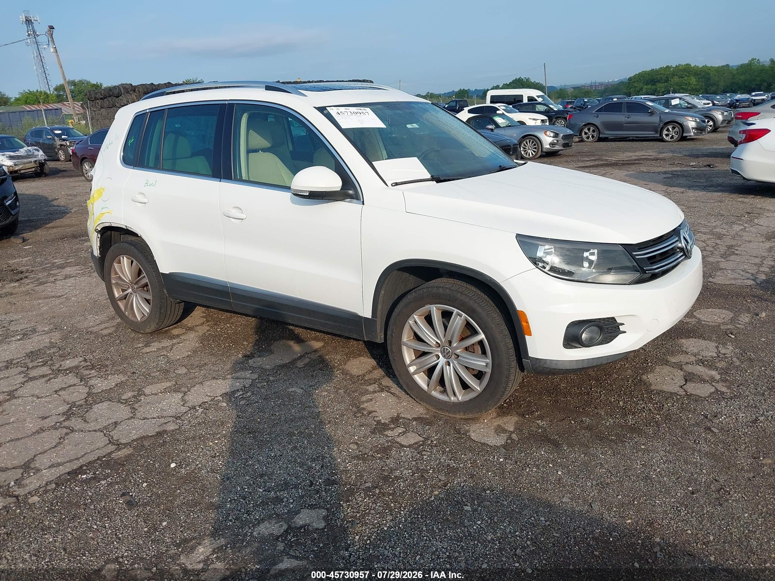 2015 Volkswagen Tiguan Se White vin: WVGBV7AX6FW116013