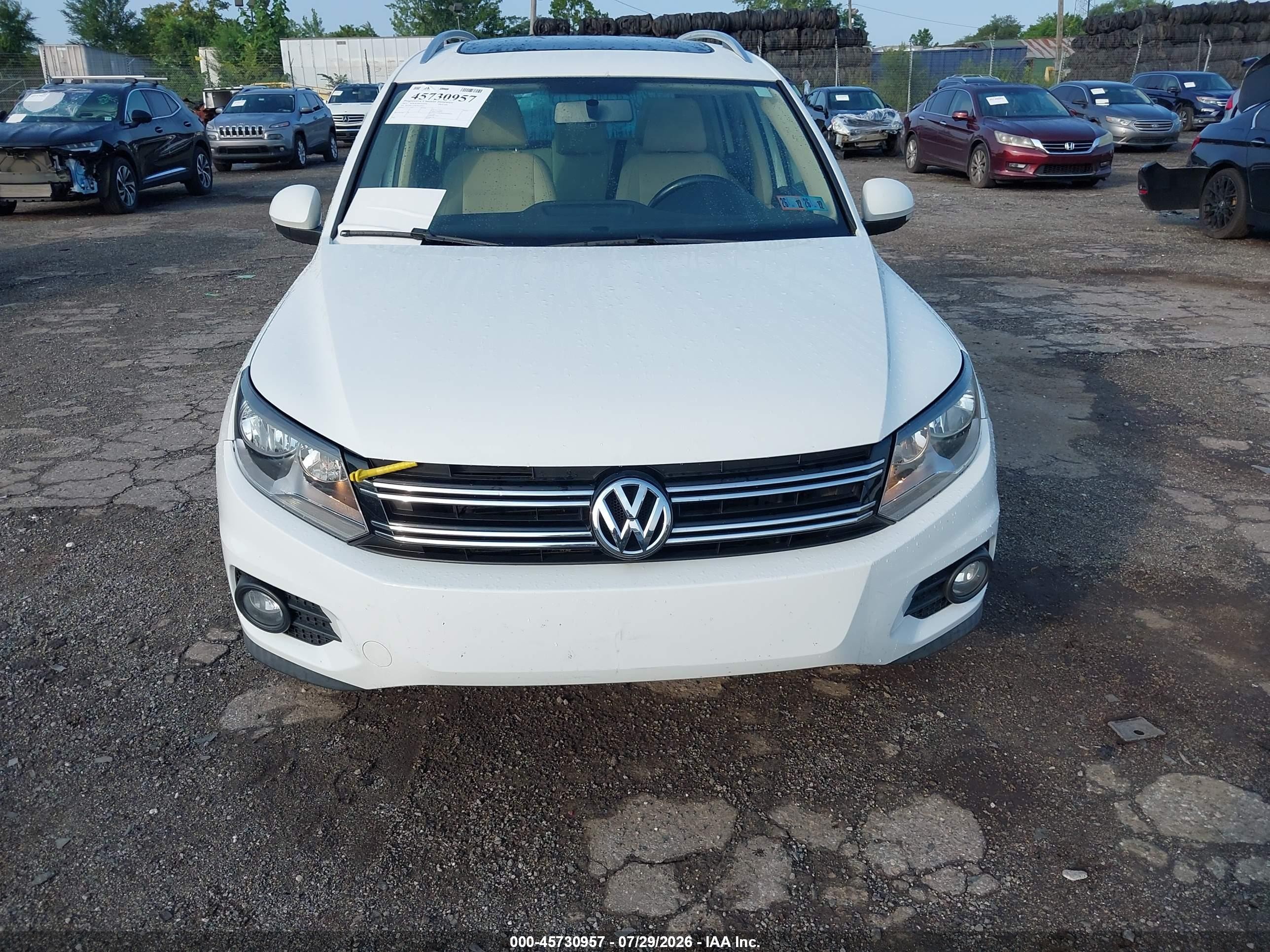 2015 Volkswagen Tiguan Se White vin: WVGBV7AX6FW116013