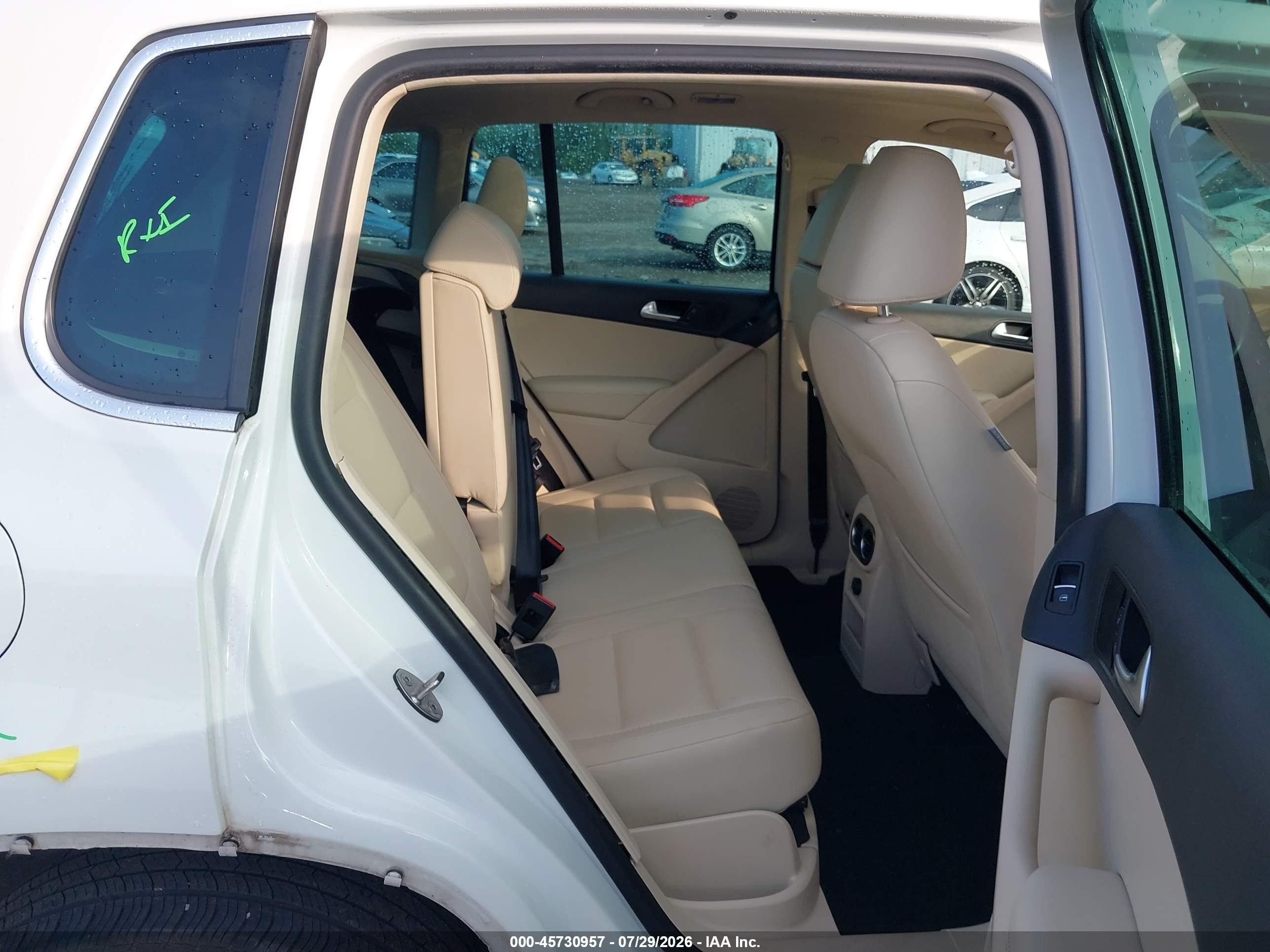 2015 Volkswagen Tiguan Se White vin: WVGBV7AX6FW116013