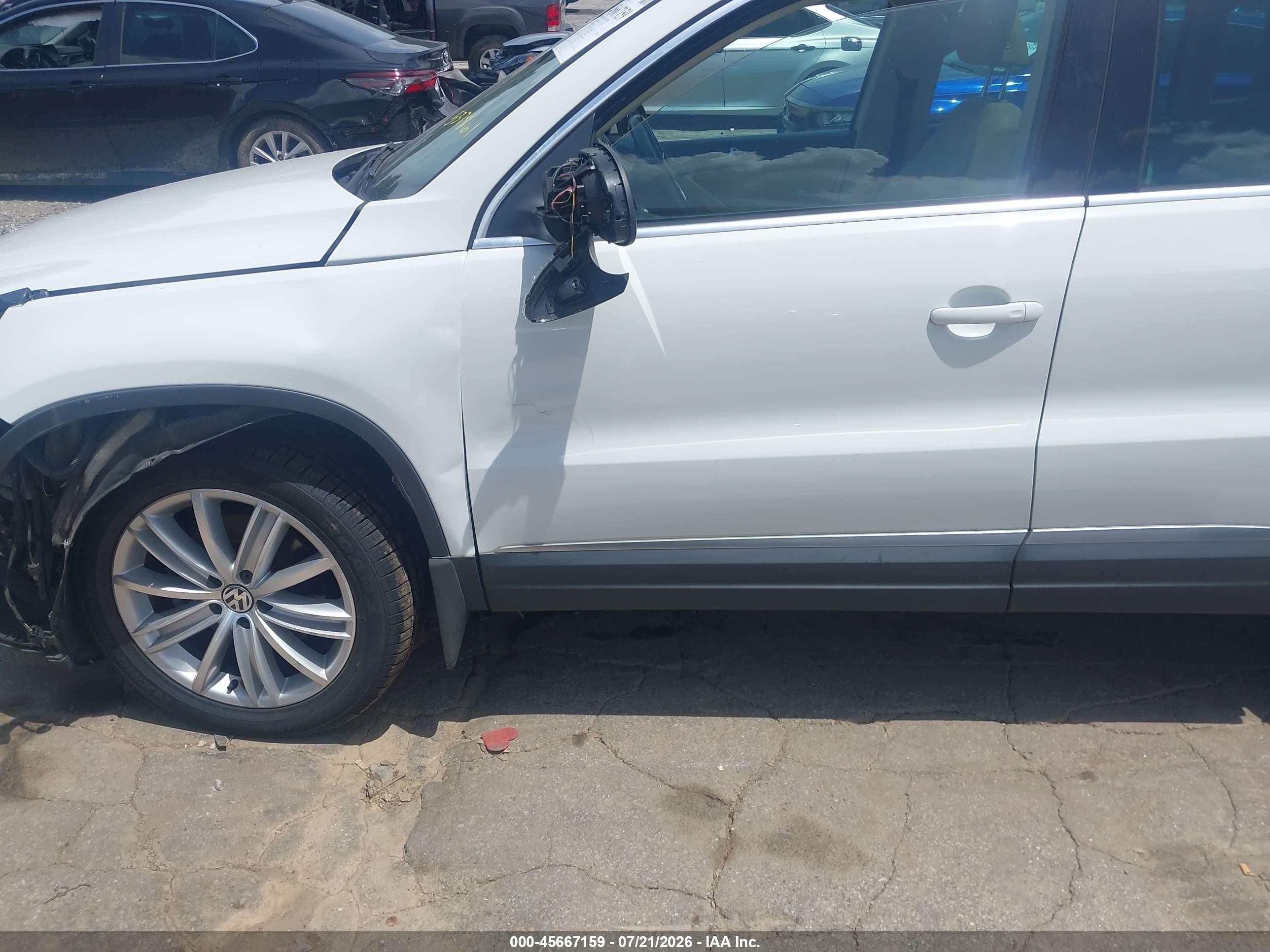 2015 Volkswagen Tiguan Sel White vin: WVGBV7AX6FW537861