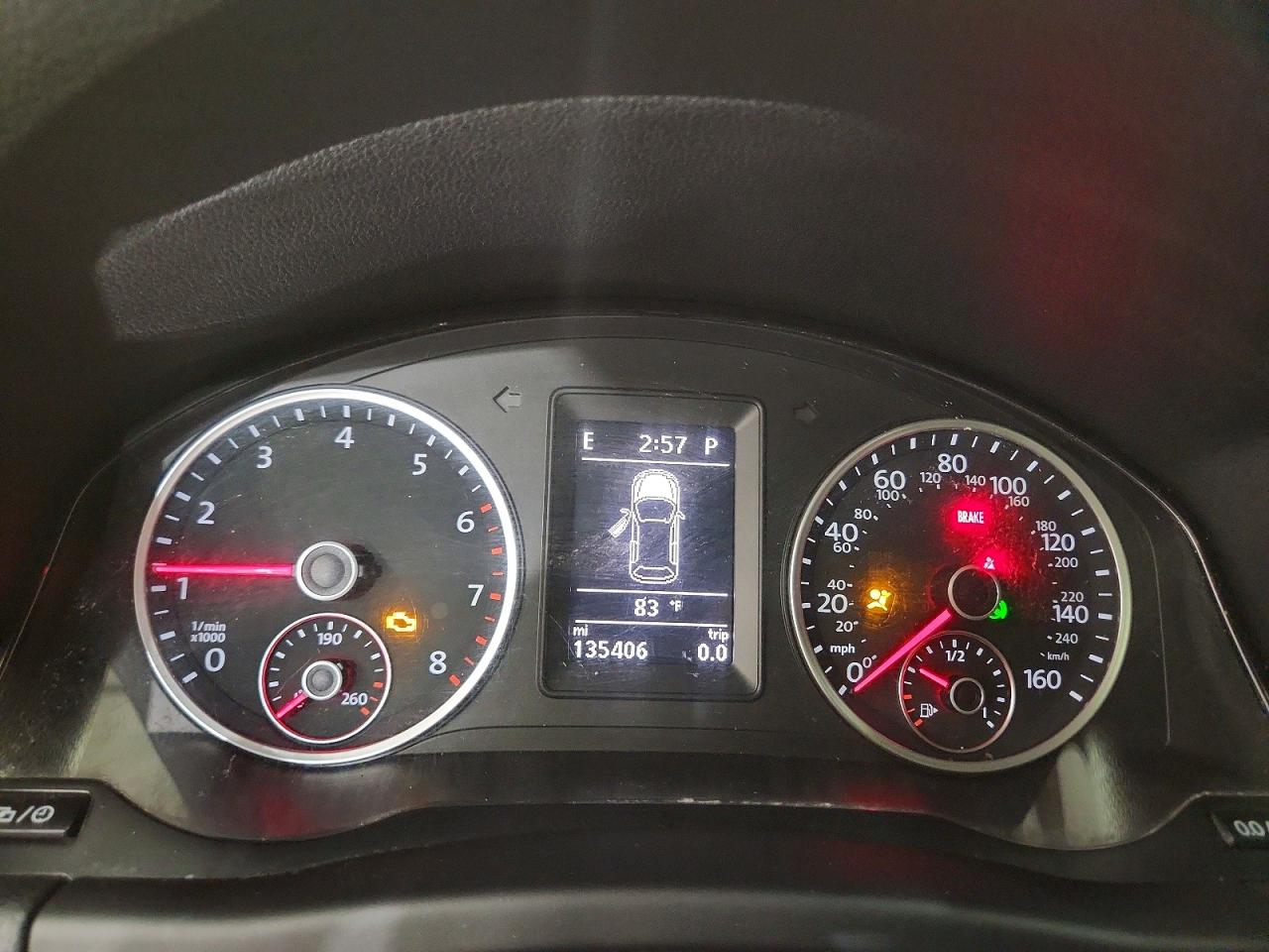 2015 Volkswagen Tiguan S White vin: WVGBV7AX6FW602840