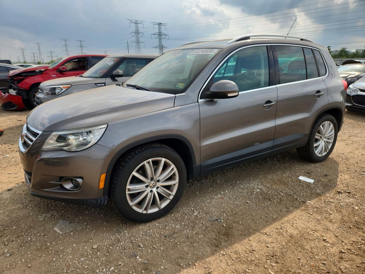 2010 Volkswagen Tiguan Se Gray vin: WVGBV7AX7AW538137