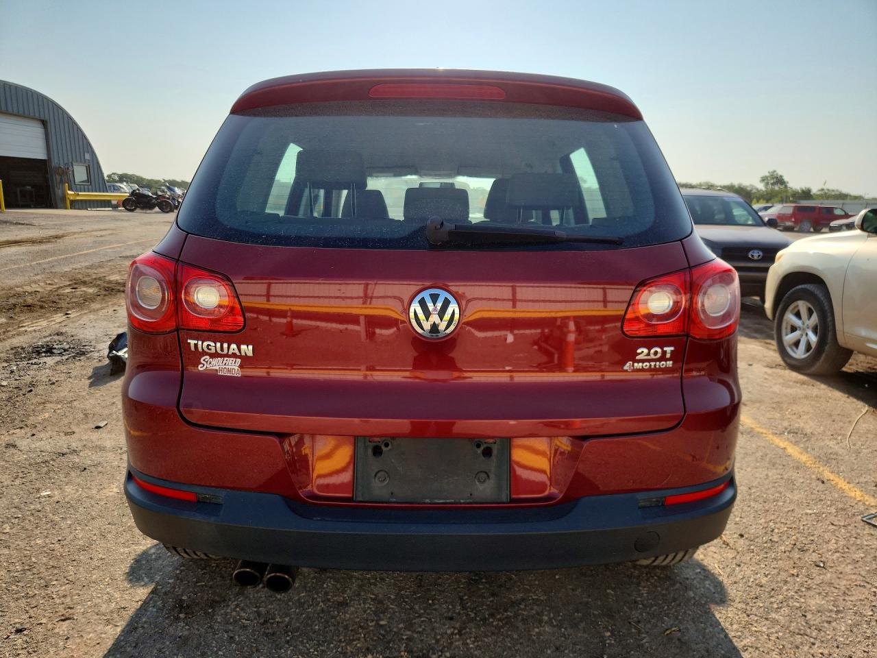 2011 Volkswagen Tiguan S Red vin: WVGBV7AX7BW000488