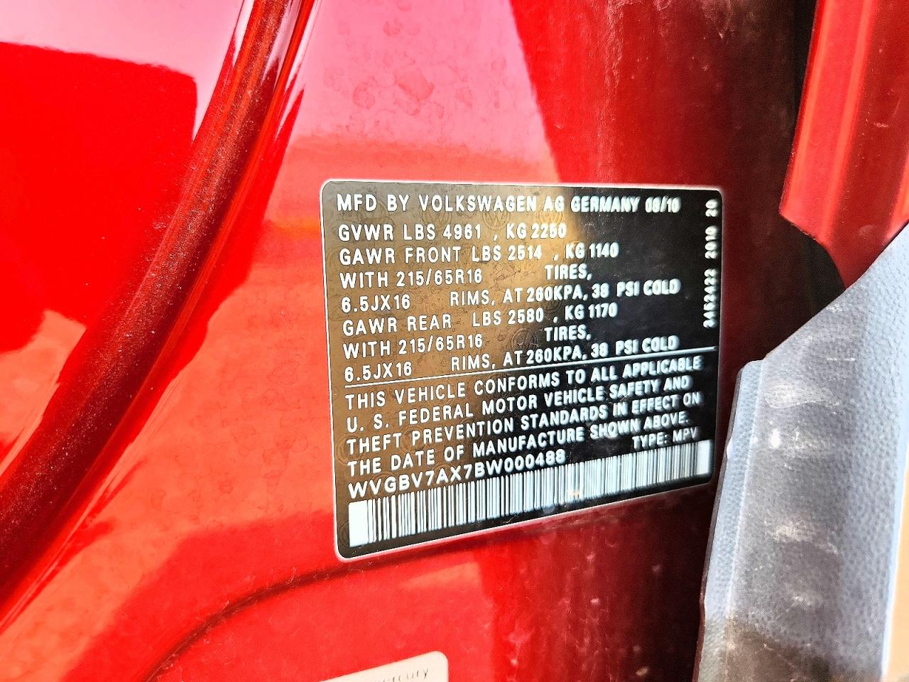 2011 Volkswagen Tiguan S Red vin: WVGBV7AX7BW000488