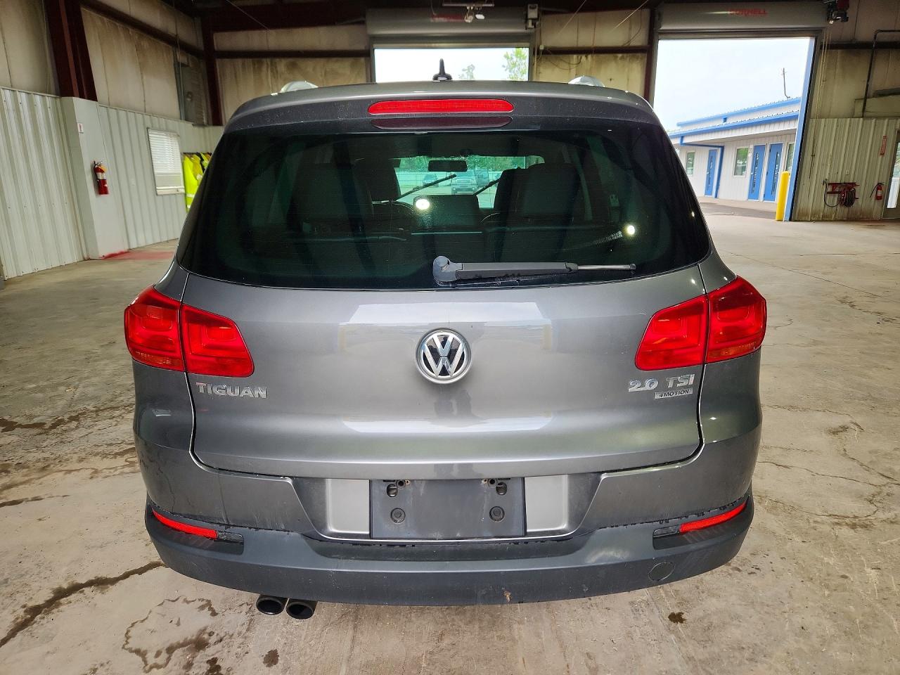 2012 Volkswagen Tiguan S Gray vin: WVGBV7AX7CW081879