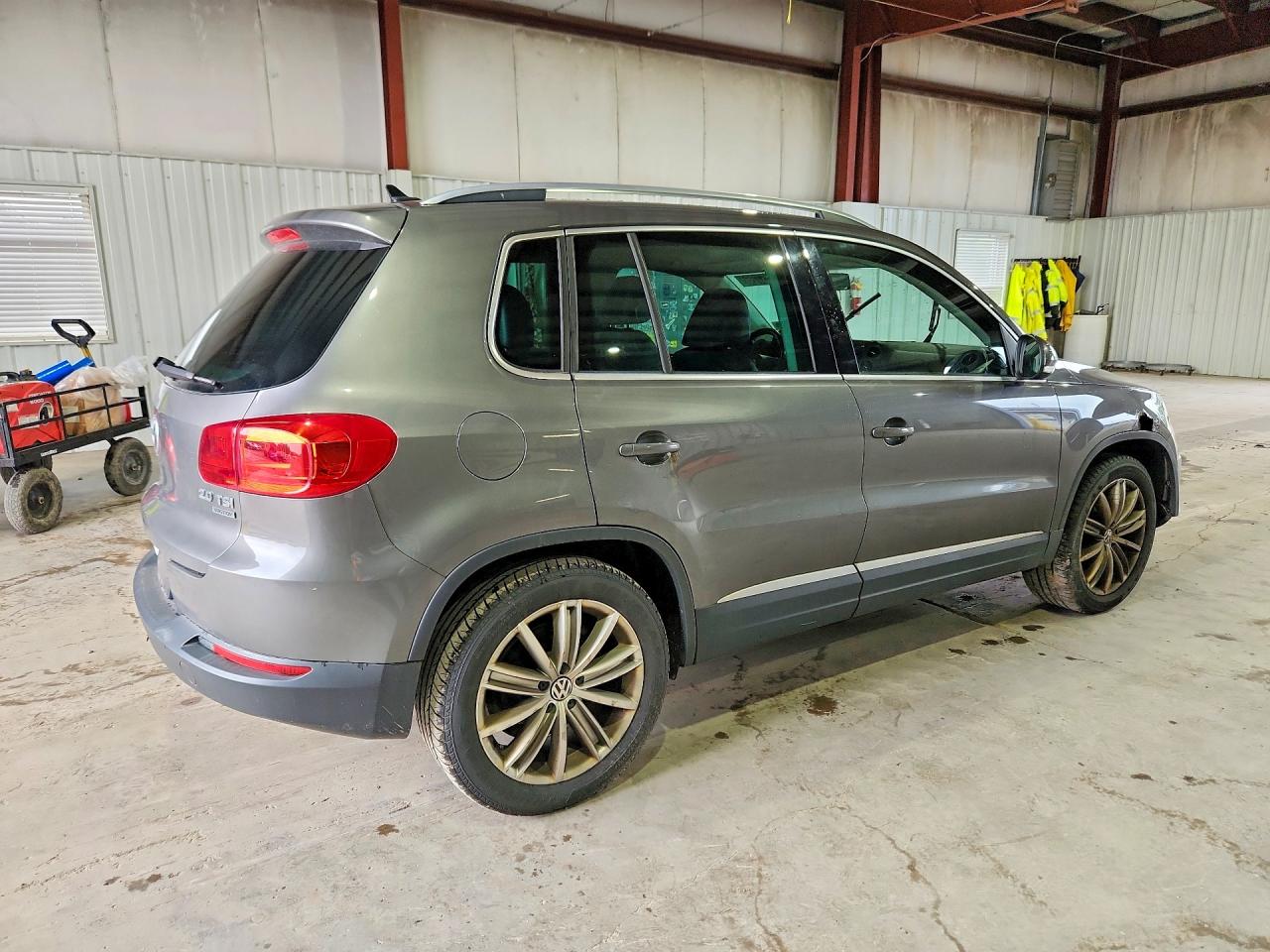 2012 Volkswagen Tiguan S Gray vin: WVGBV7AX7CW081879