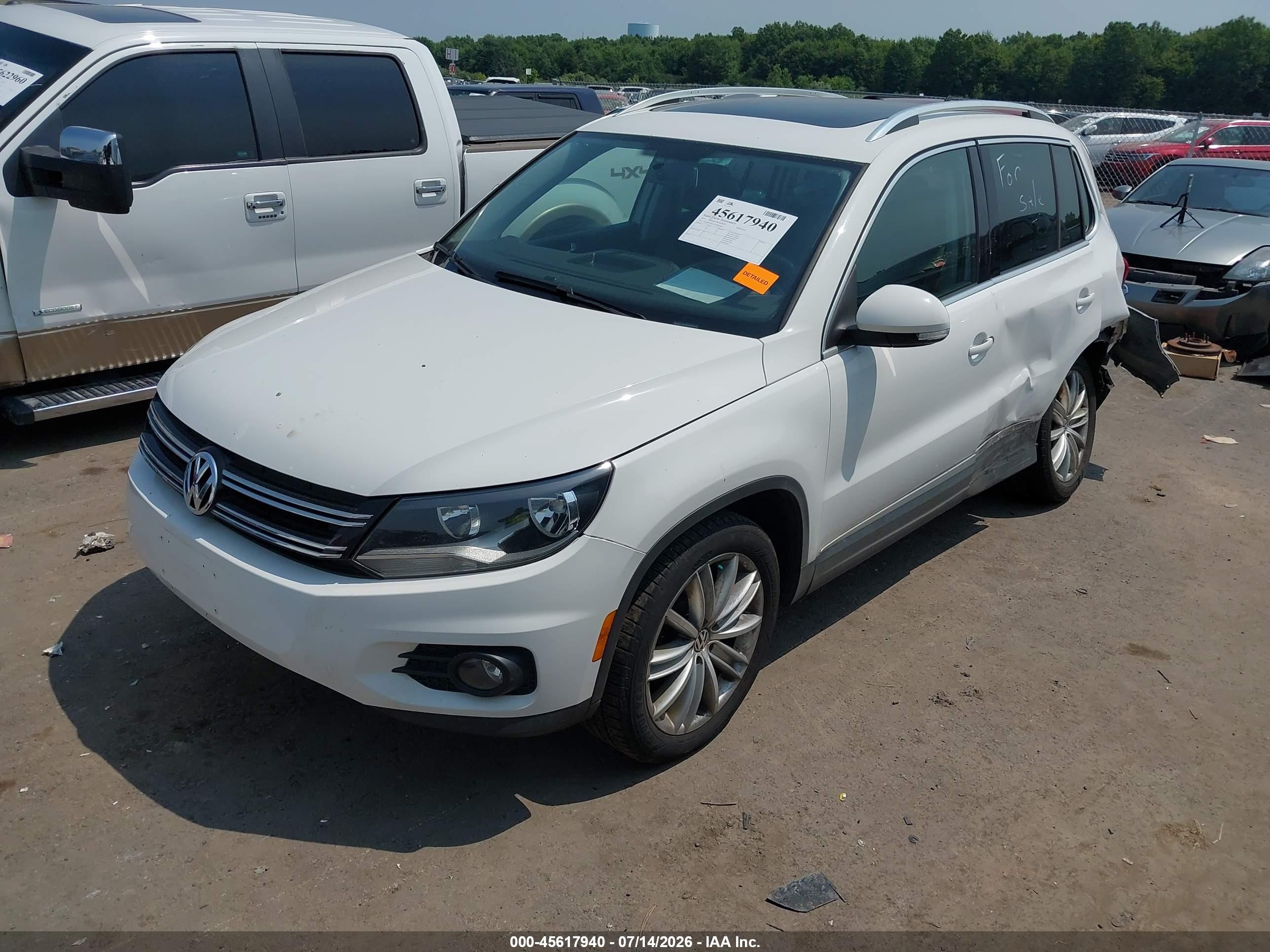 2012 Volkswagen Tiguan Se White vin: WVGBV7AX7CW509580