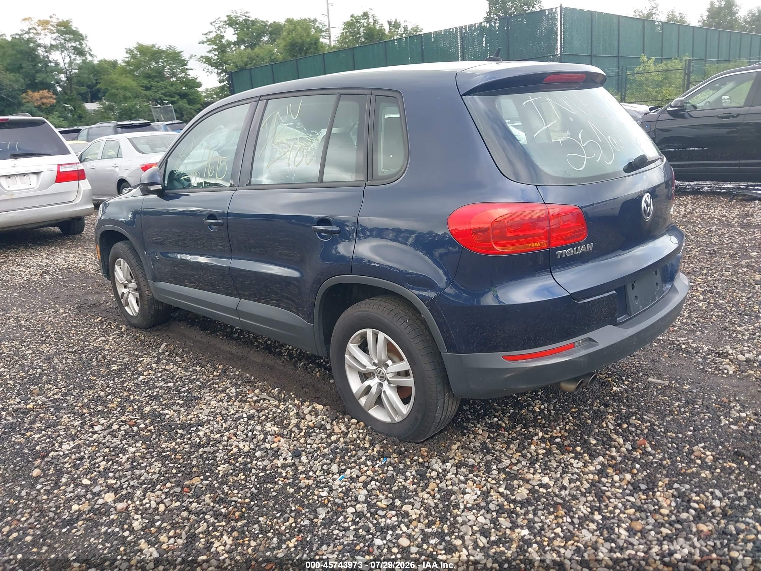 2012 Volkswagen Tiguan S Blue vin: WVGBV7AX7CW560710