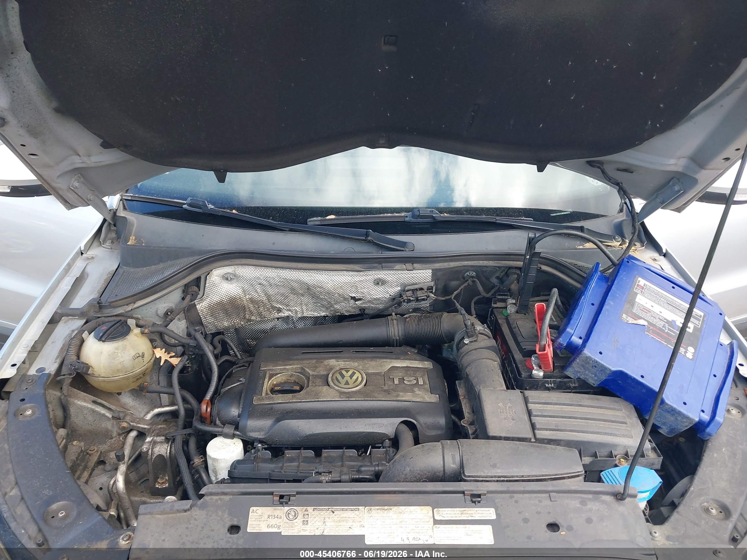 2012 Volkswagen Tiguan Se Silver vin: WVGBV7AX7CW569472
