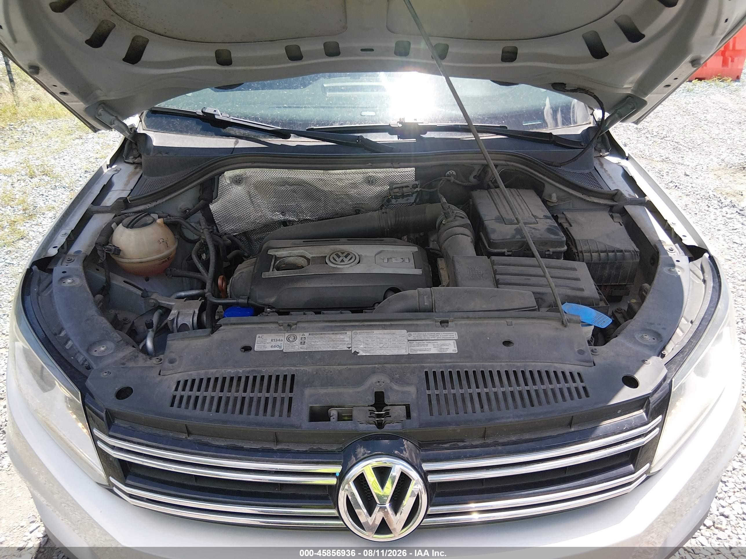 2013 Volkswagen Tiguan S Silver vin: WVGBV7AX7DW502503