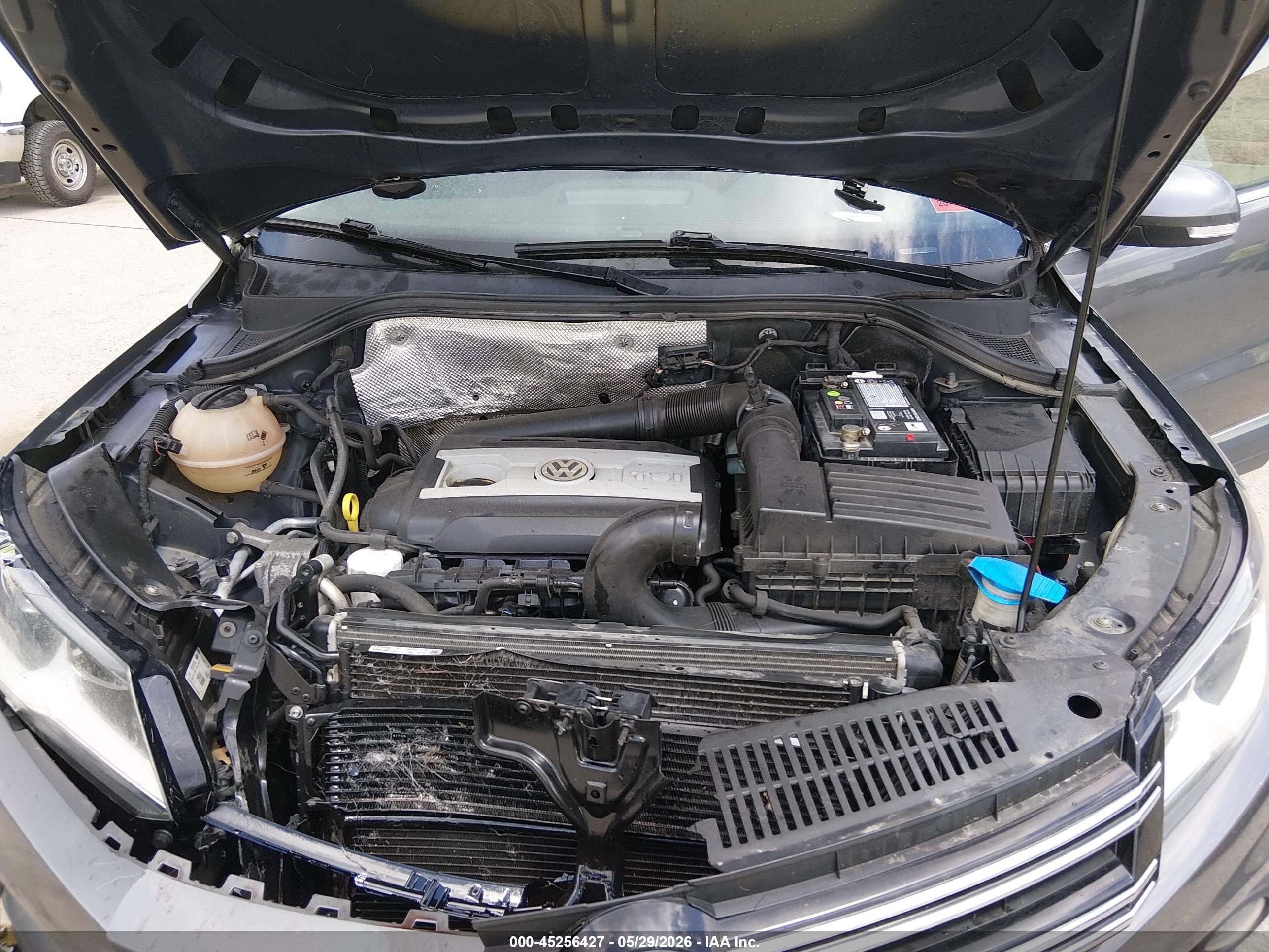 2015 Volkswagen Tiguan Se Серый vin: WVGBV7AX7FW560145