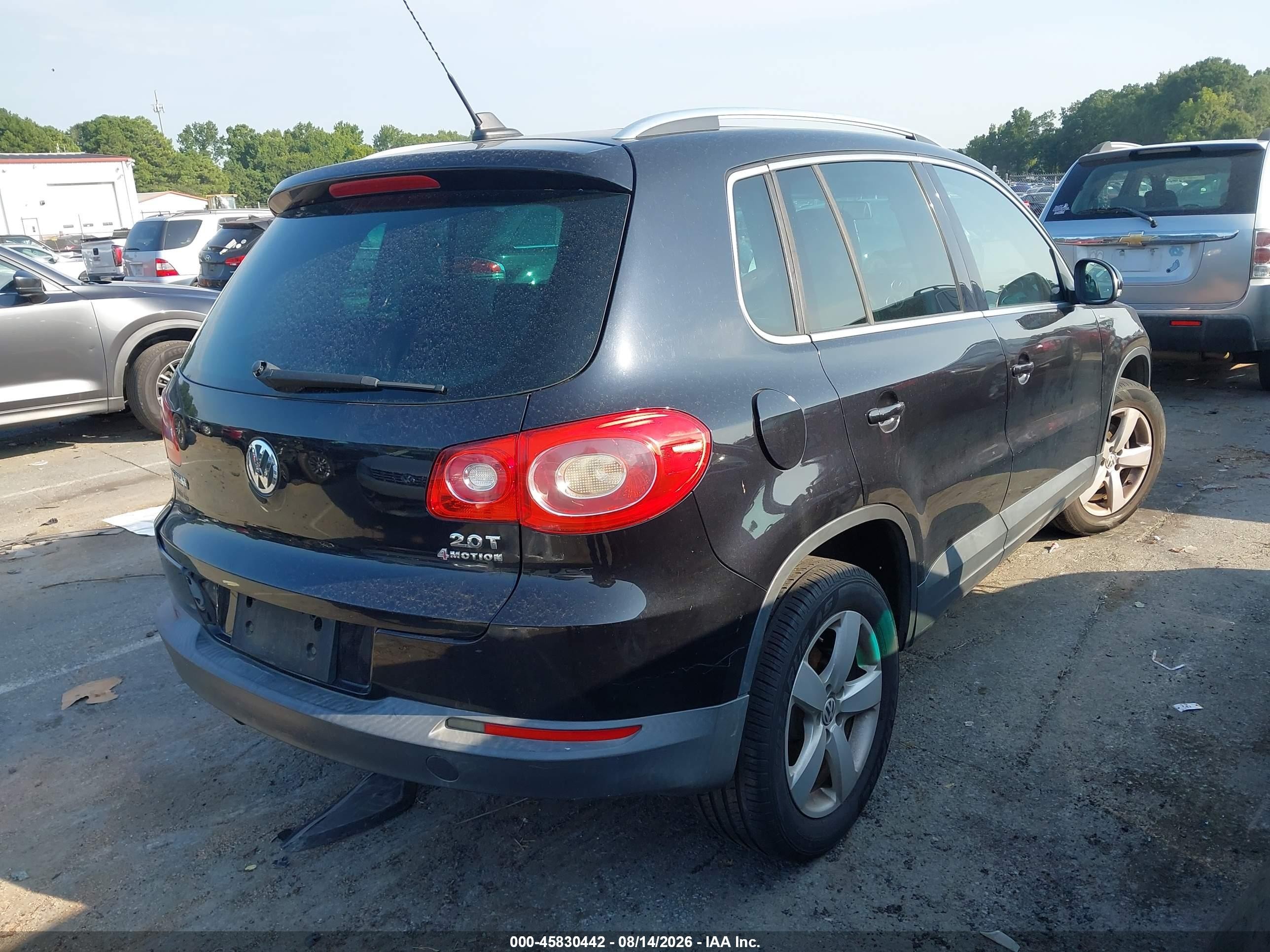 2010 Volkswagen Tiguan Wolfsburg Edition Blue vin: WVGBV7AX8AW524988