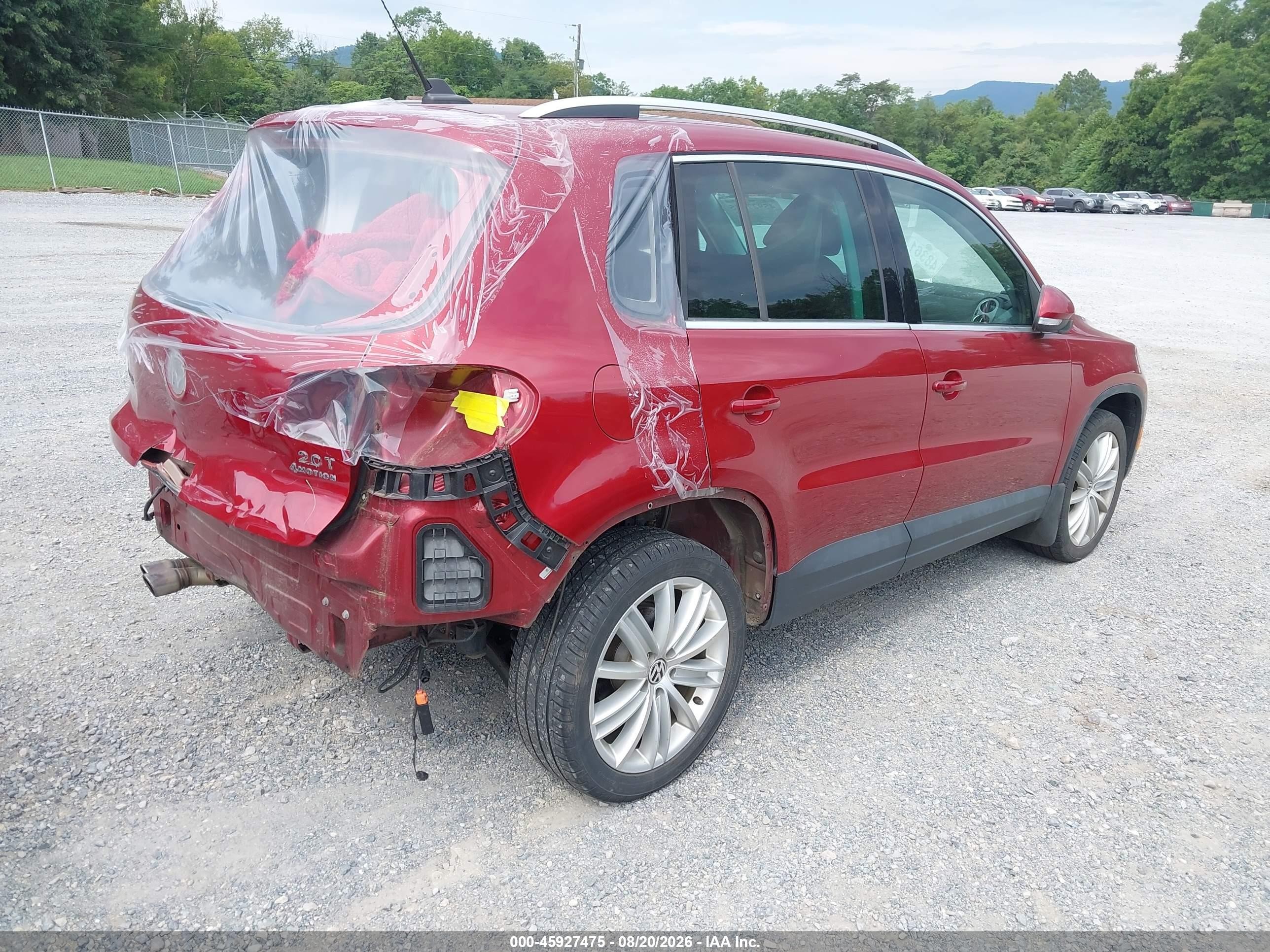 2011 Volkswagen Tiguan Sel Red vin: WVGBV7AX8BW001908