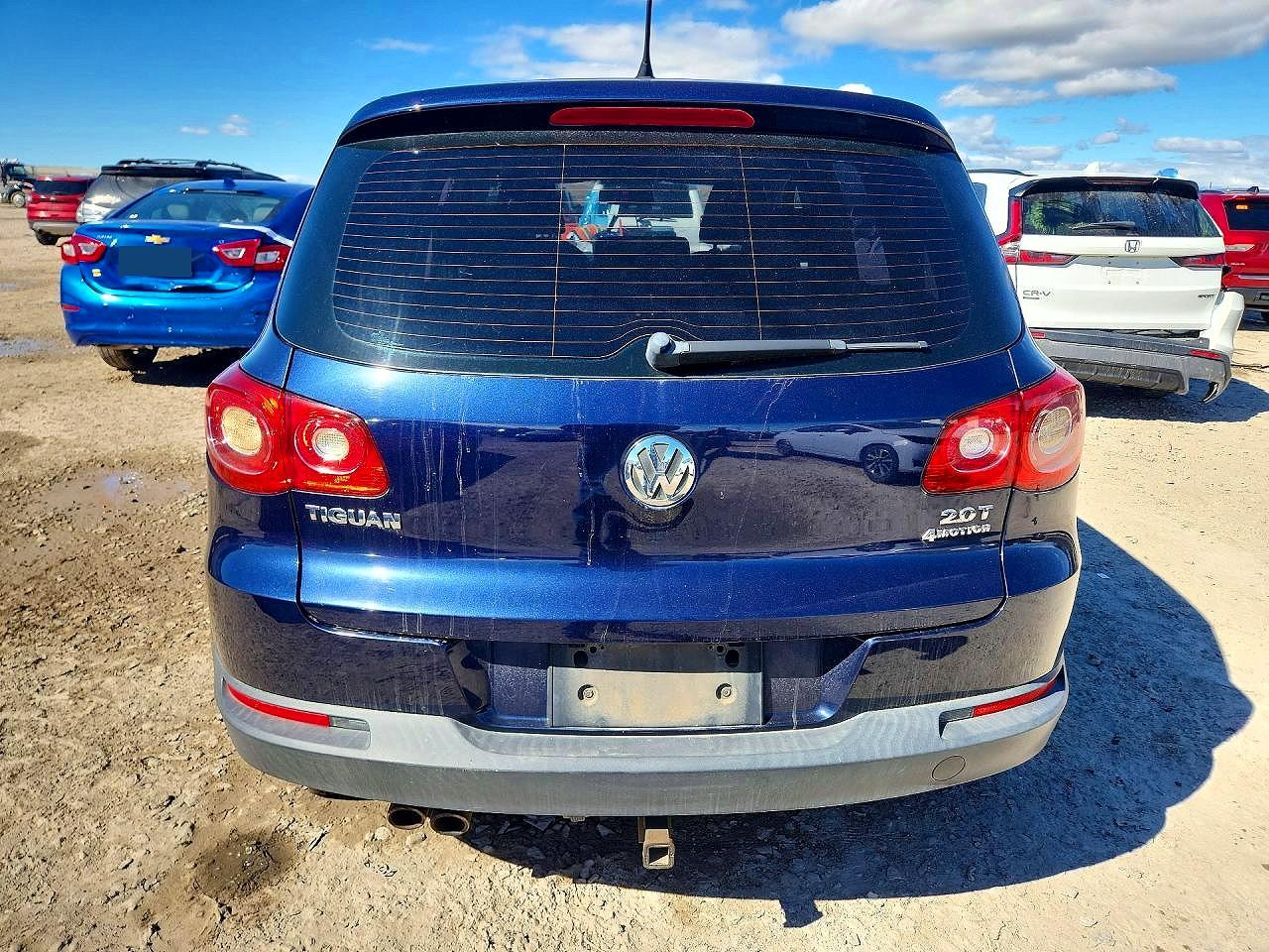 2011 Volkswagen Tiguan S Blue vin: WVGBV7AX8BW525186
