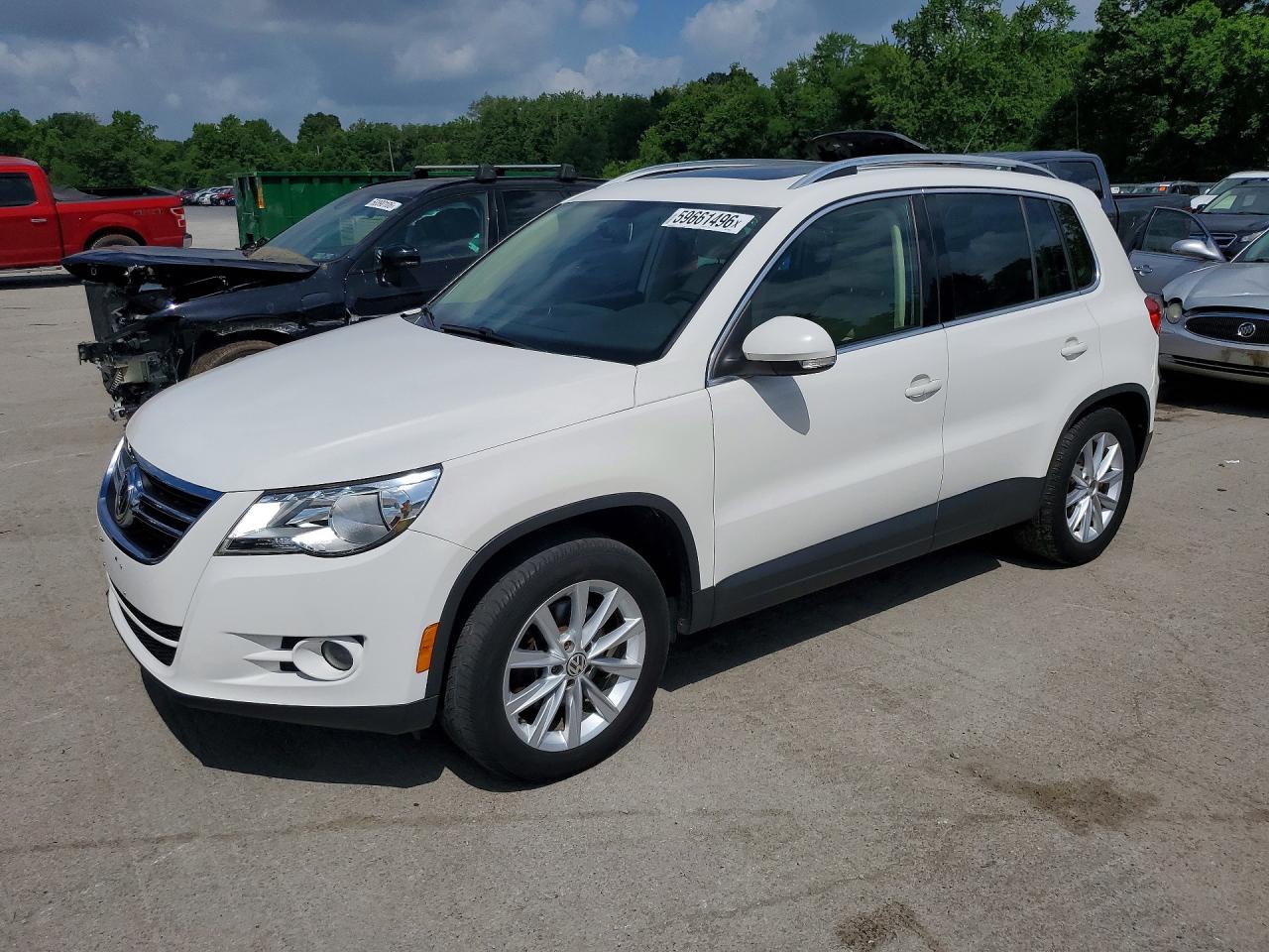 2011 Volkswagen Tiguan S White vin: WVGBV7AX8BW548841