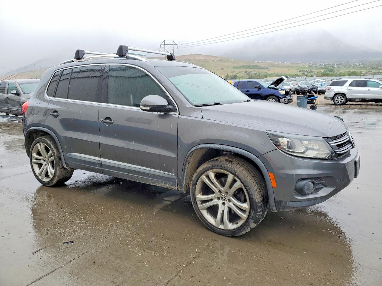 2012 Volkswagen Tiguan S Gray vin: WVGBV7AX8CW088341